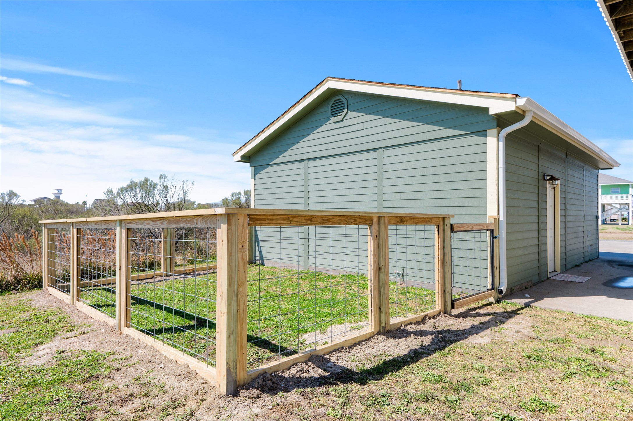 200 Mobile Property Photo 45