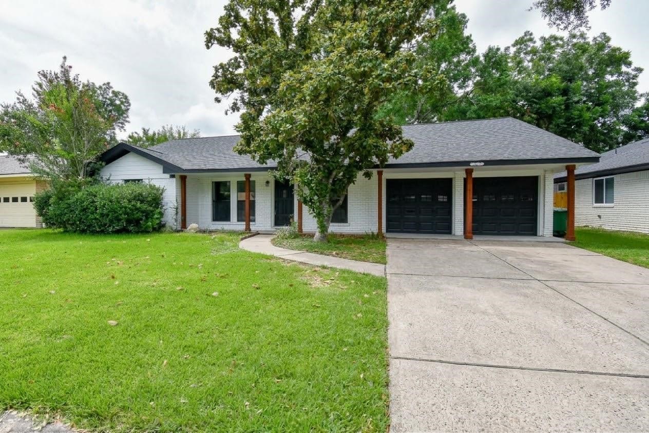 5019 Stillbrooke Drive Property Photo 1
