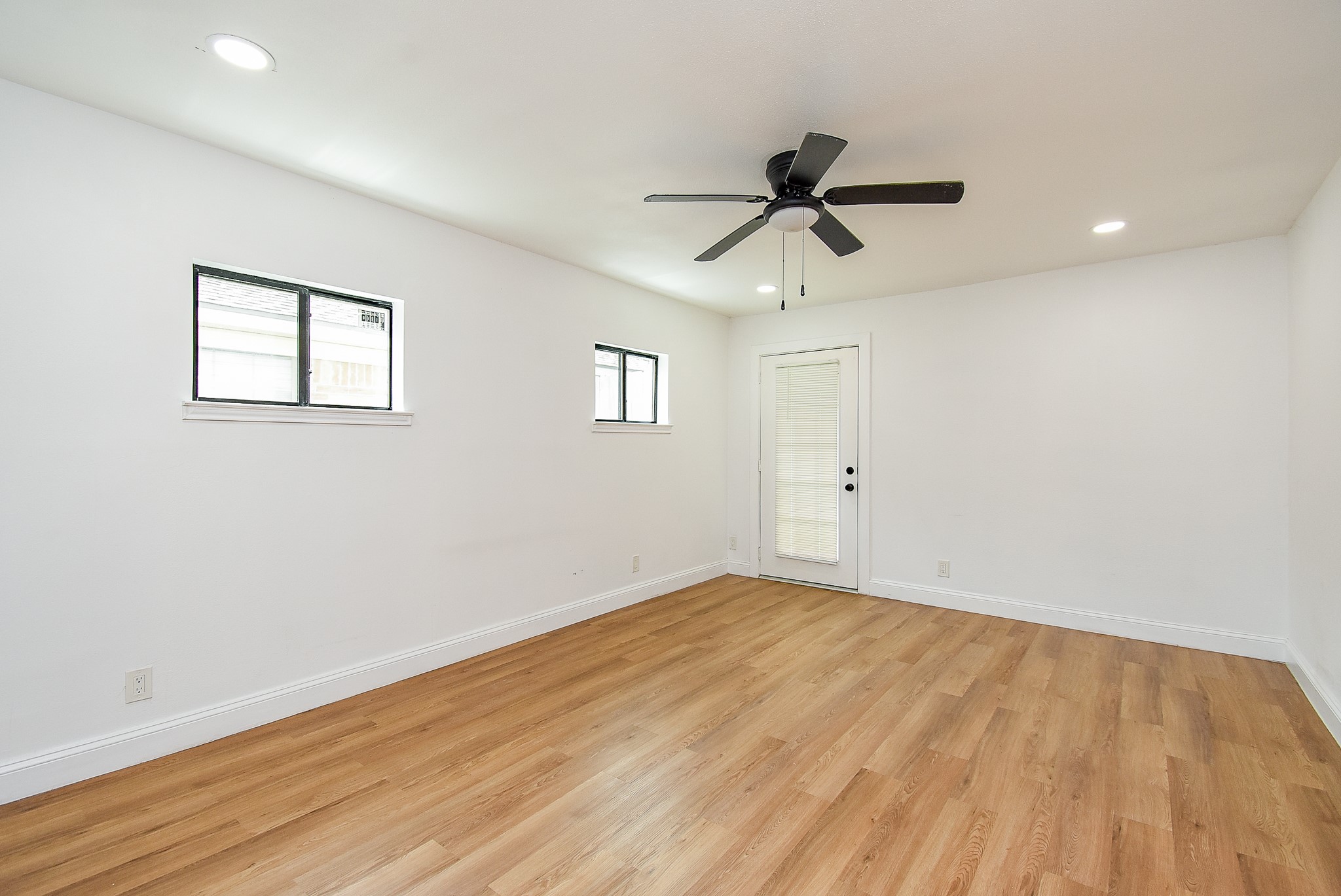 5019 Stillbrooke Drive Property Photo 11