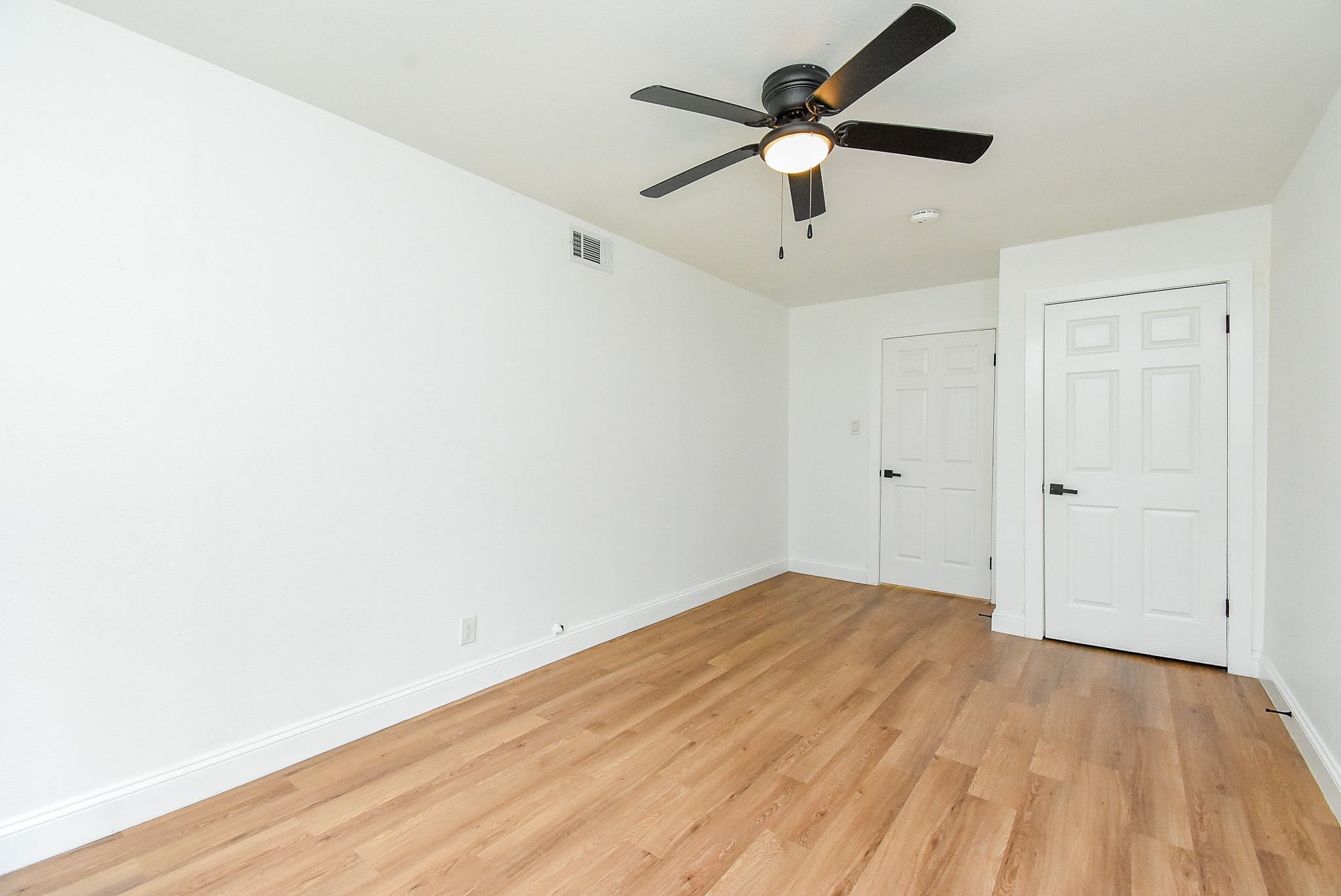 5019 Stillbrooke Drive Property Photo 21