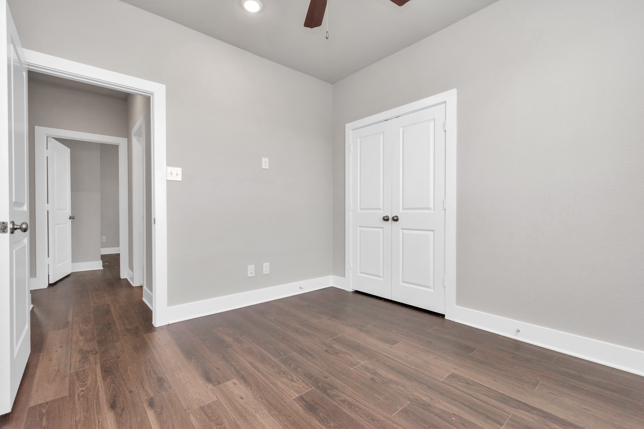 10502 Moon Valley Lane Property Photo 13