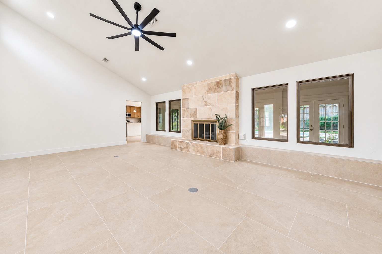 109 Dorado Drive Property Photo 10