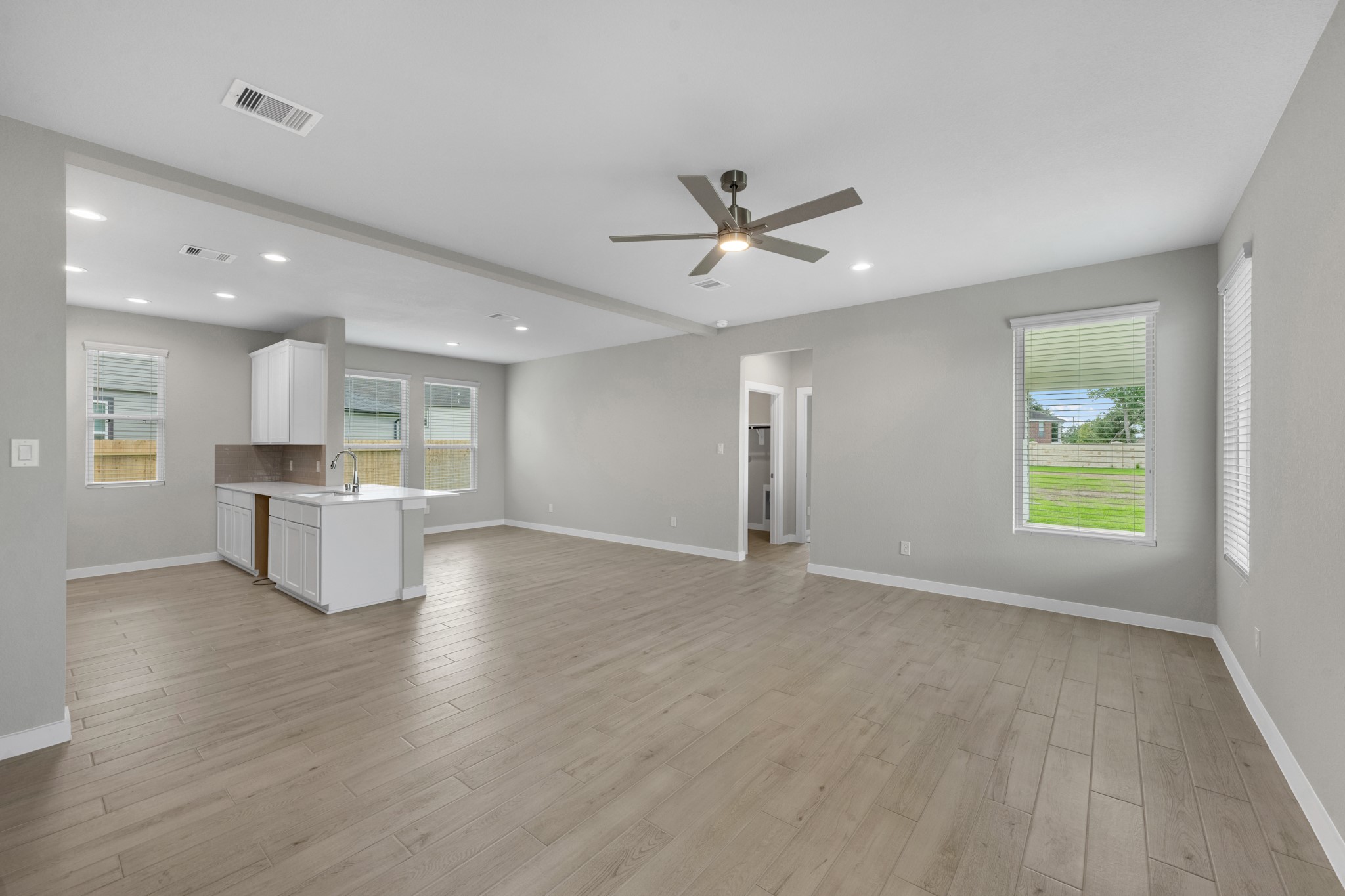 3807 Rosita Mint Court Property Photo 7