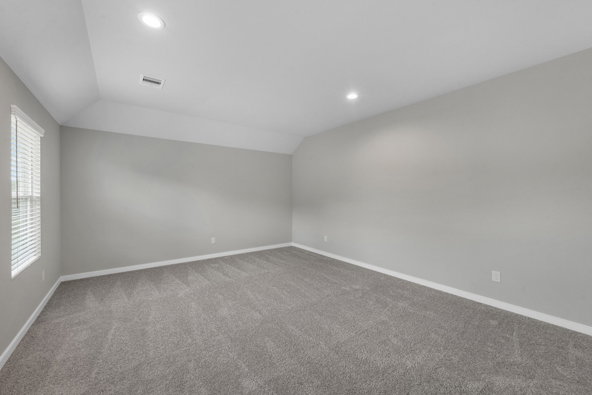 3807 Rosita Mint Court Property Photo 14