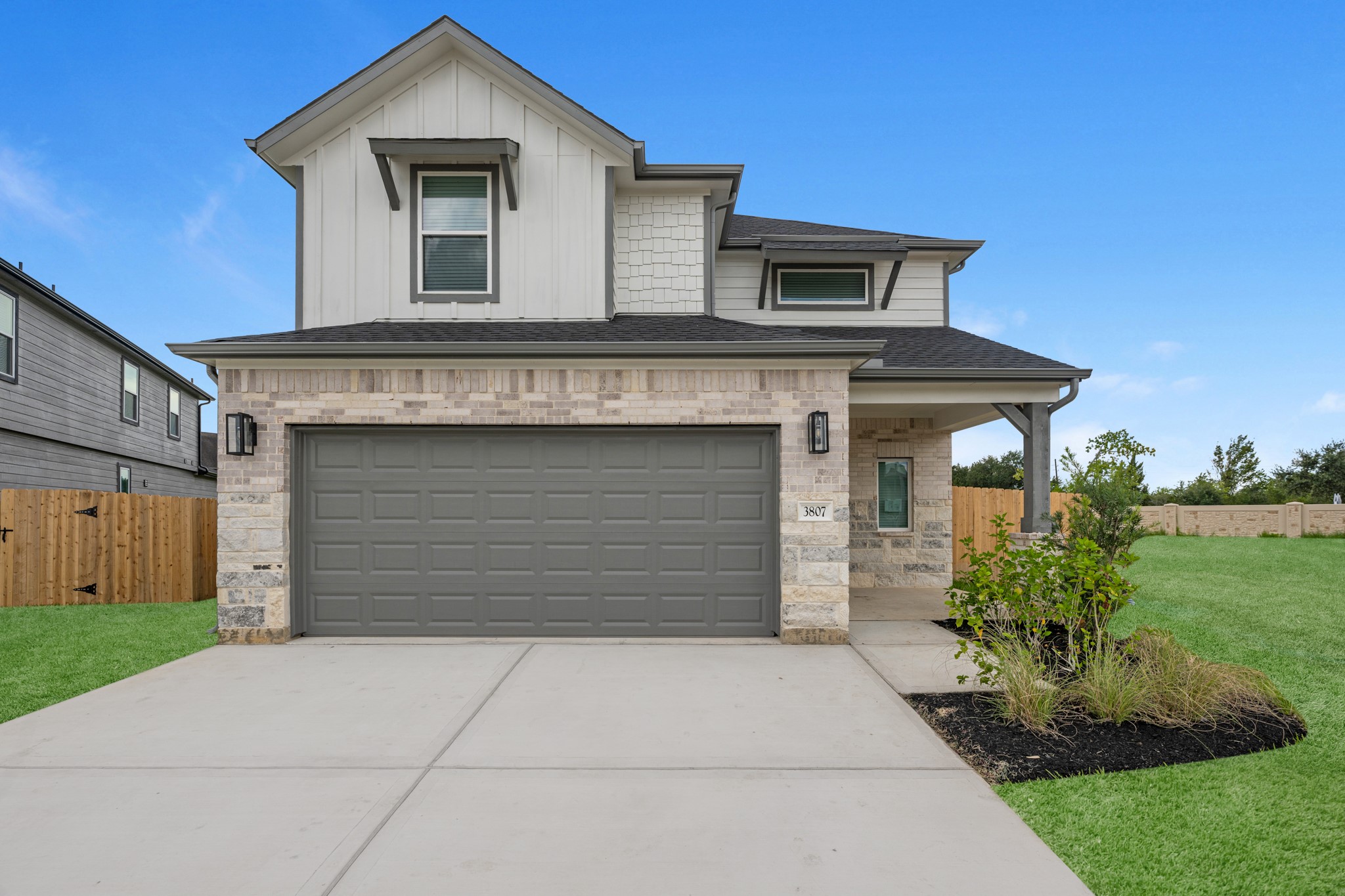 3807 Rosita Mint Court Property Photo 24