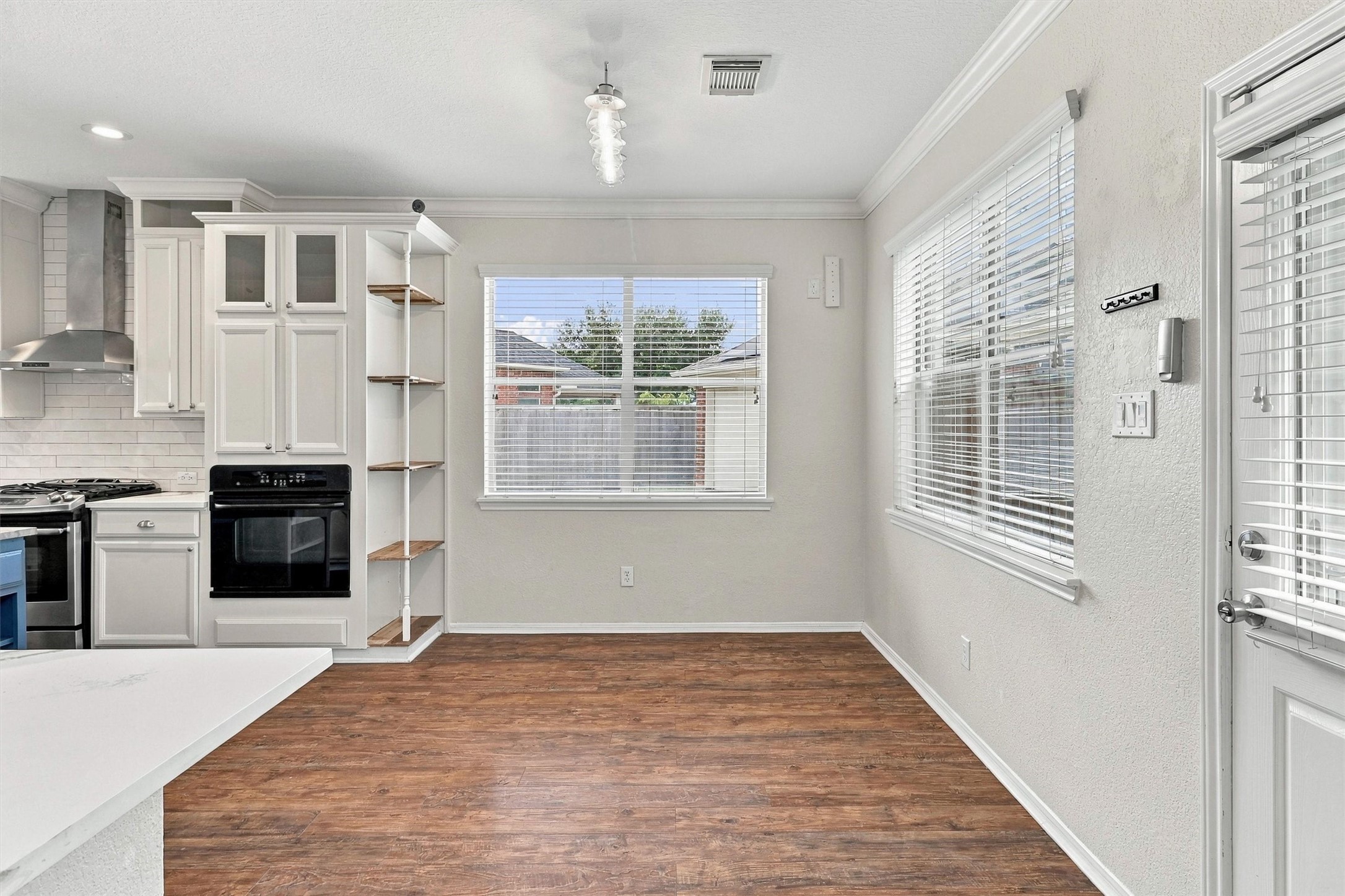 7807 Ravens Point Drive Property Photo 15