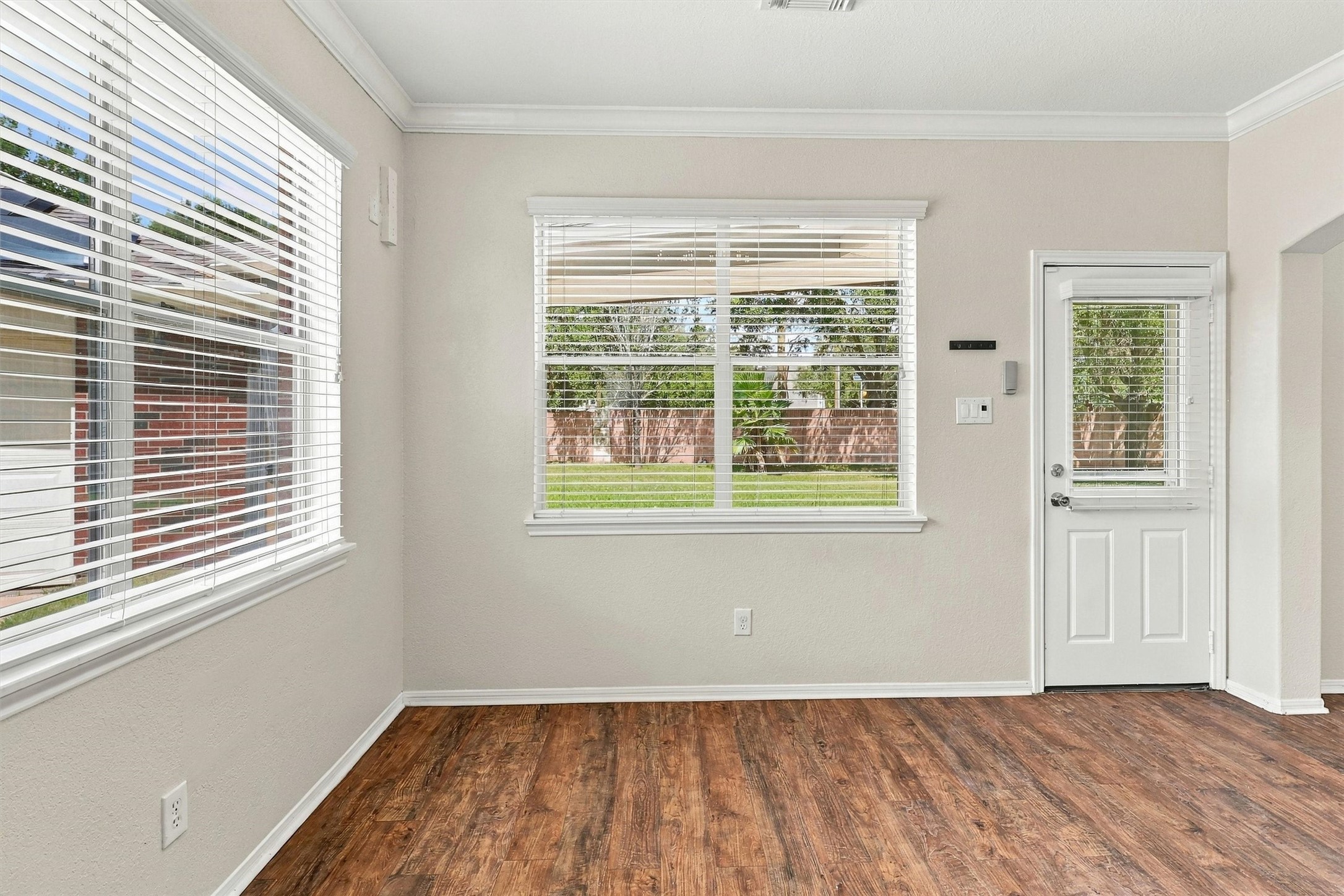 7807 Ravens Point Drive Property Photo 16