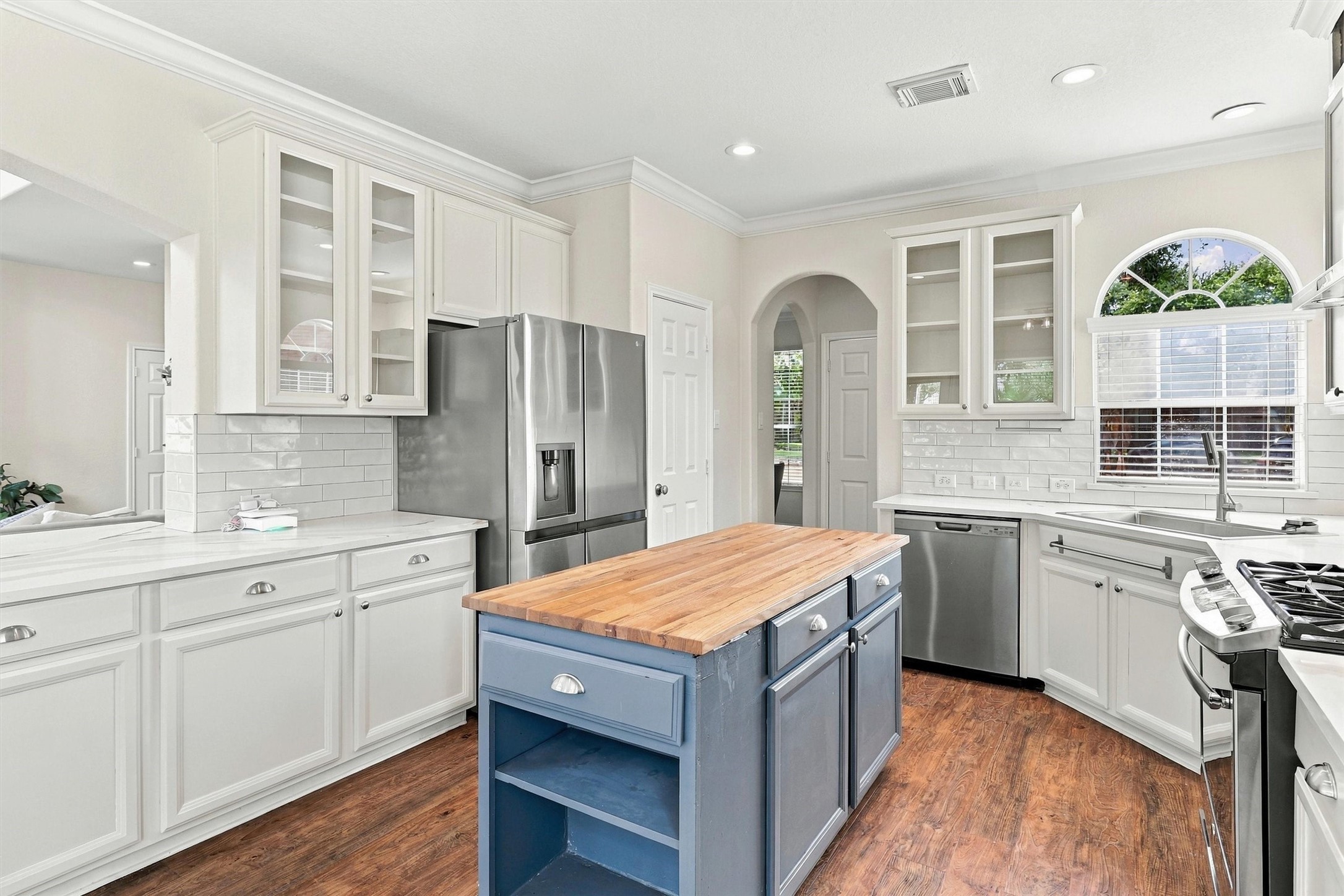 7807 Ravens Point Drive Property Photo 18