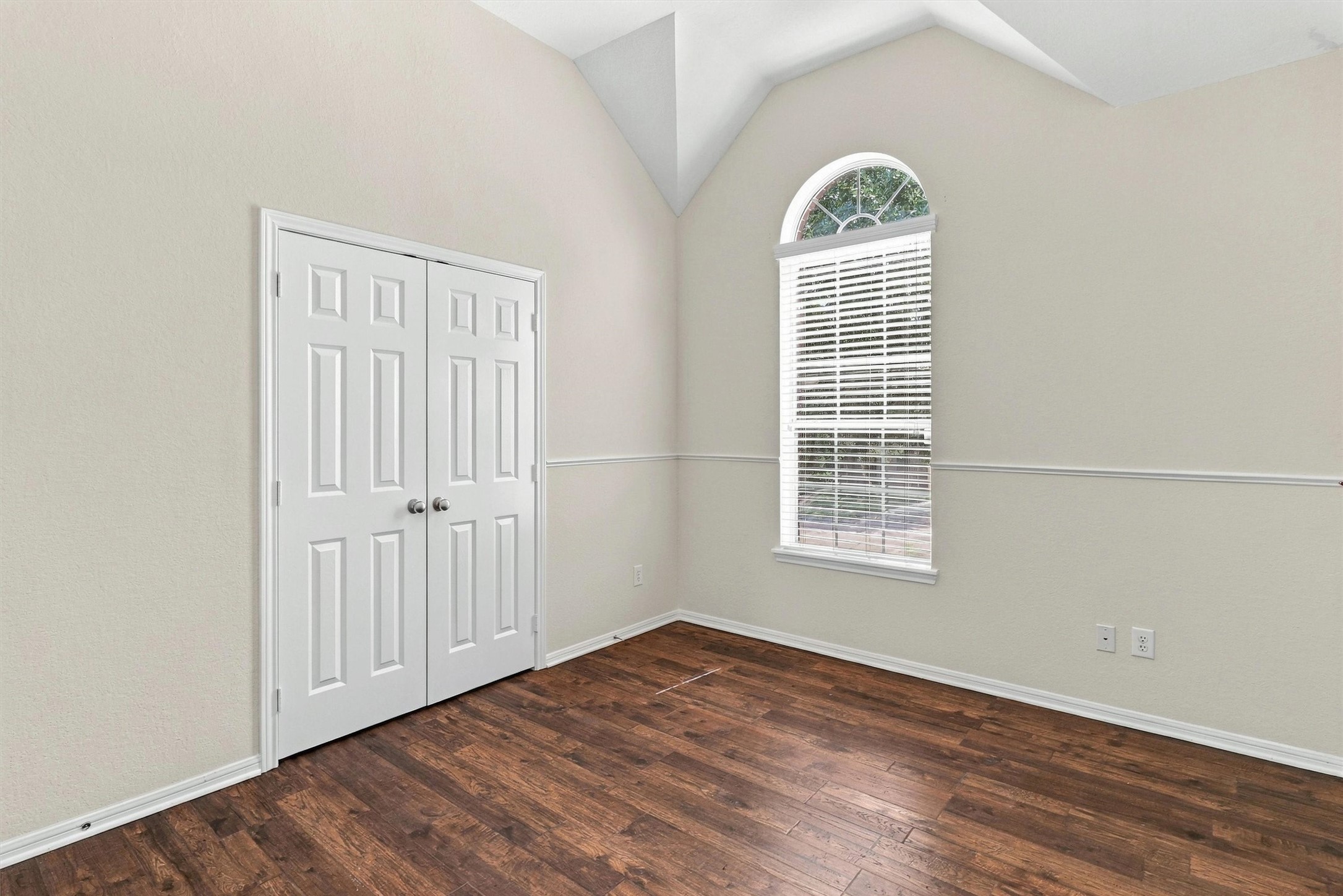 7807 Ravens Point Drive Property Photo 39