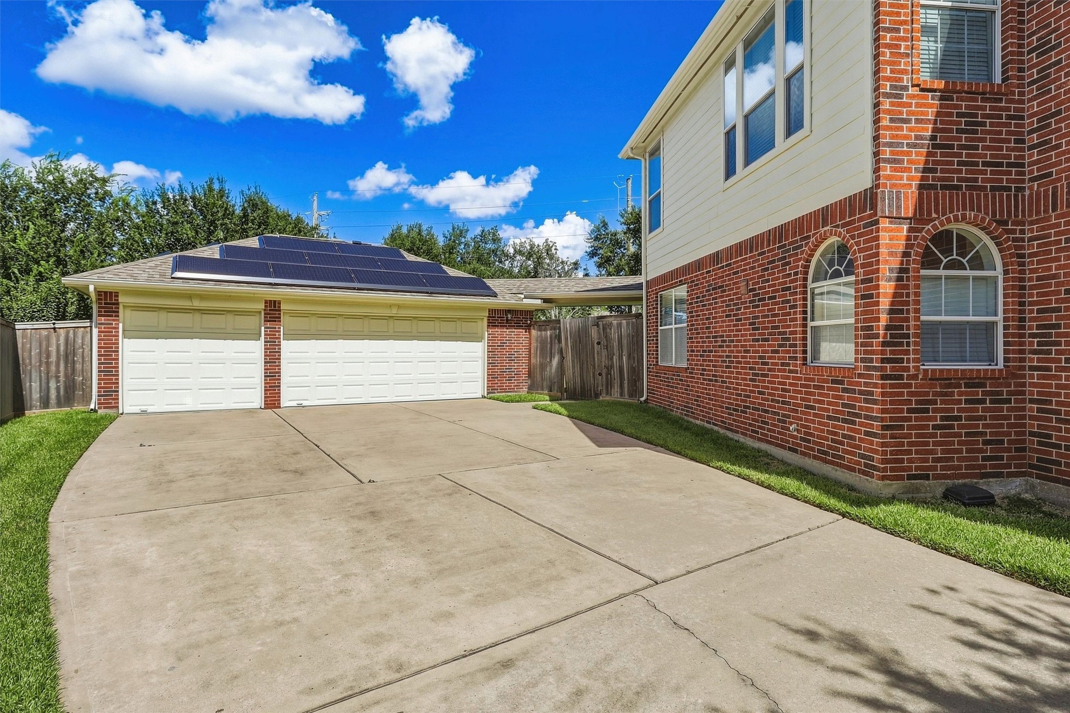 7807 Ravens Point Drive Property Photo 48