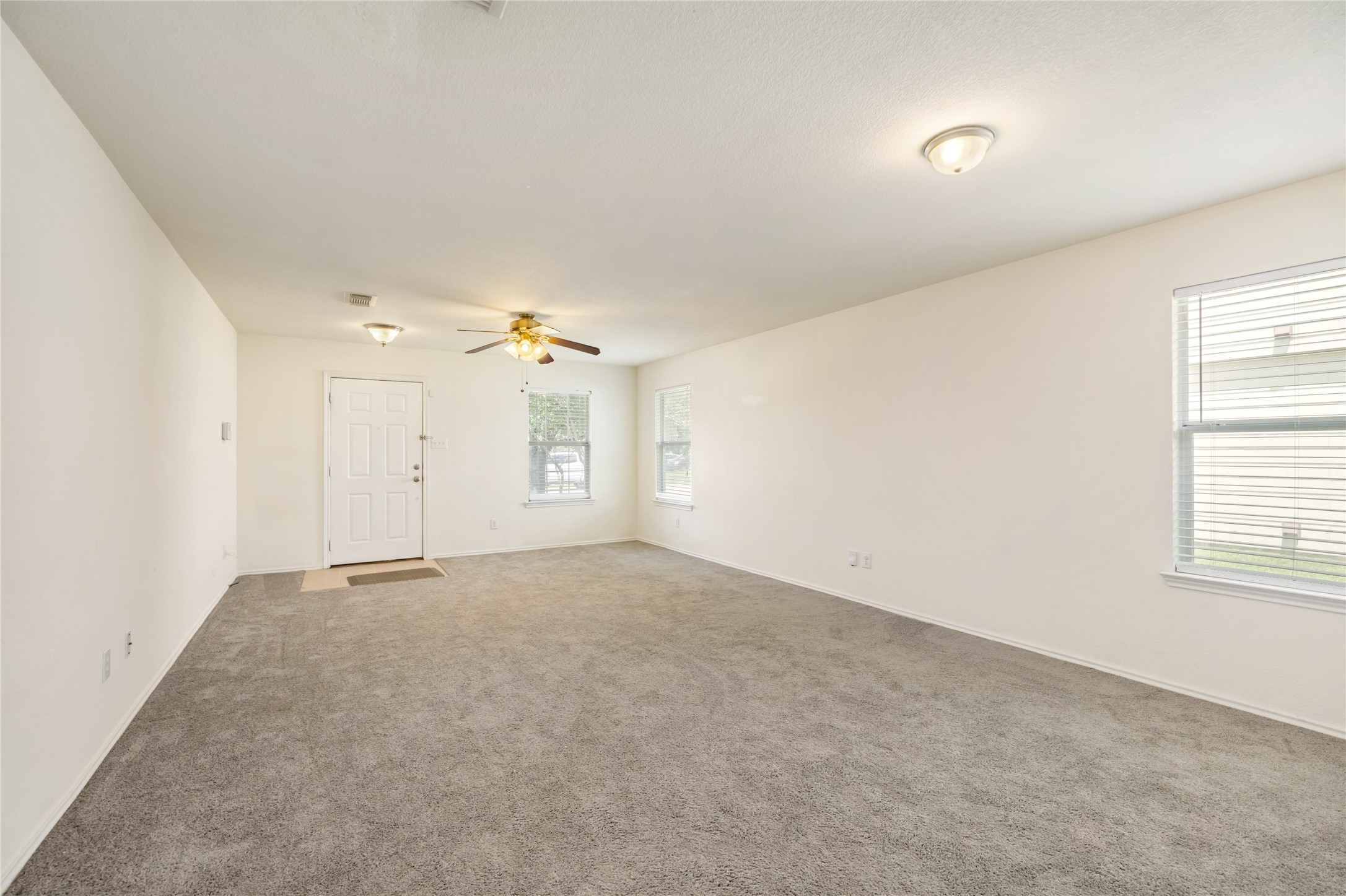 22031 Silverfield Park Lane Property Photo 6