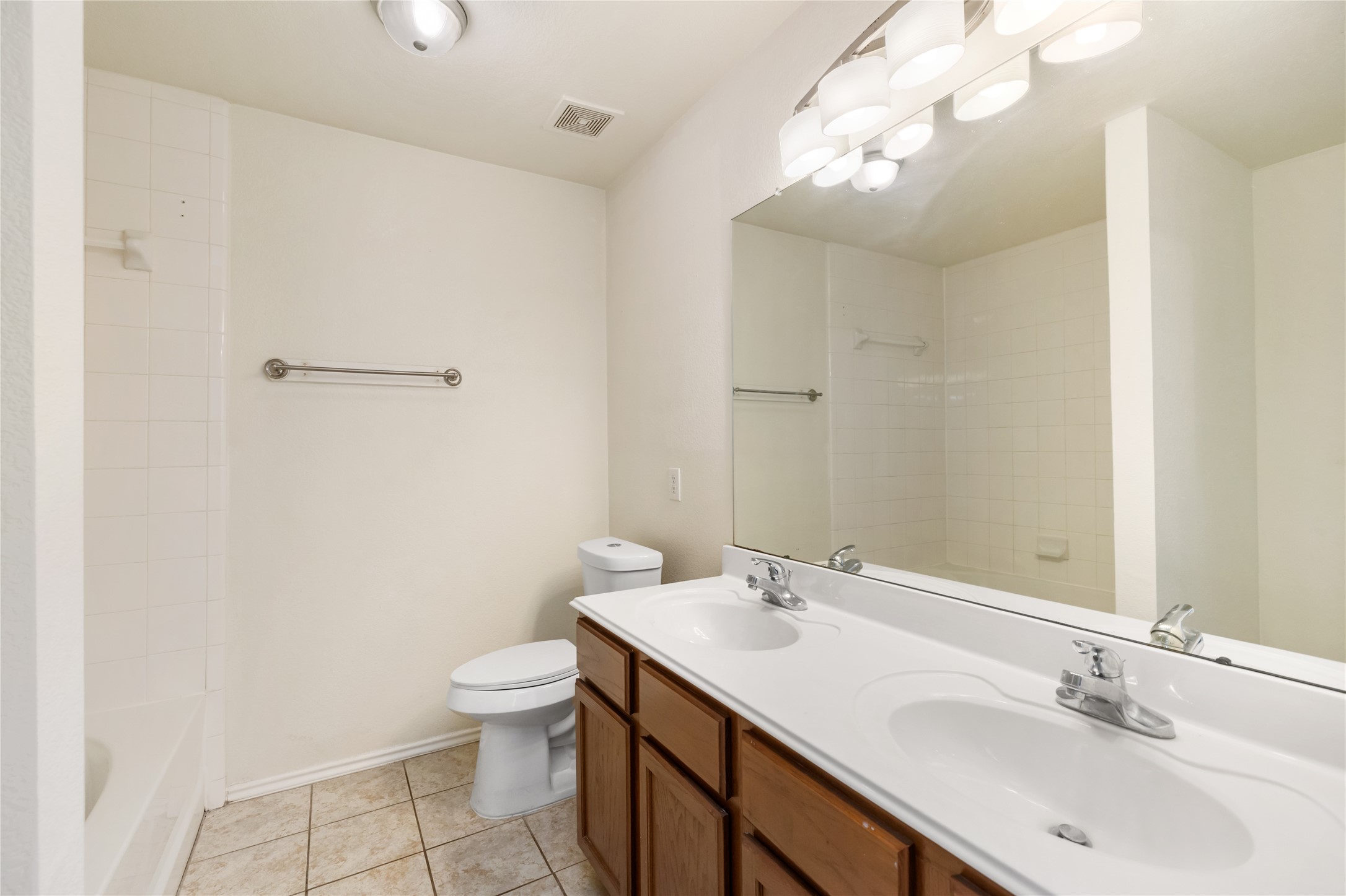 22031 Silverfield Park Lane Property Photo 12