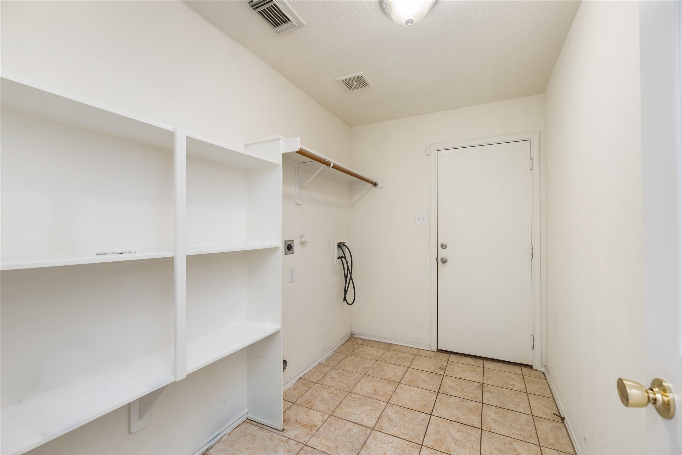 22031 Silverfield Park Lane Property Photo 17