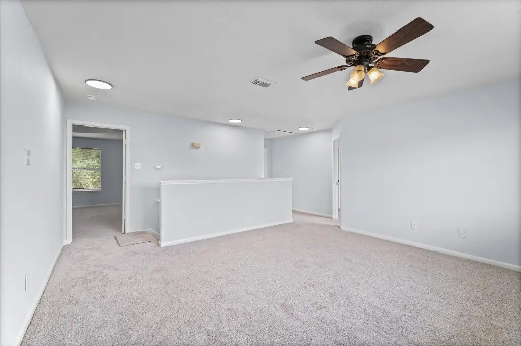 9366 Corner Oaks Lane Property Photo 17