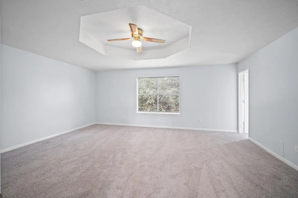 9366 Corner Oaks Lane Property Photo 18