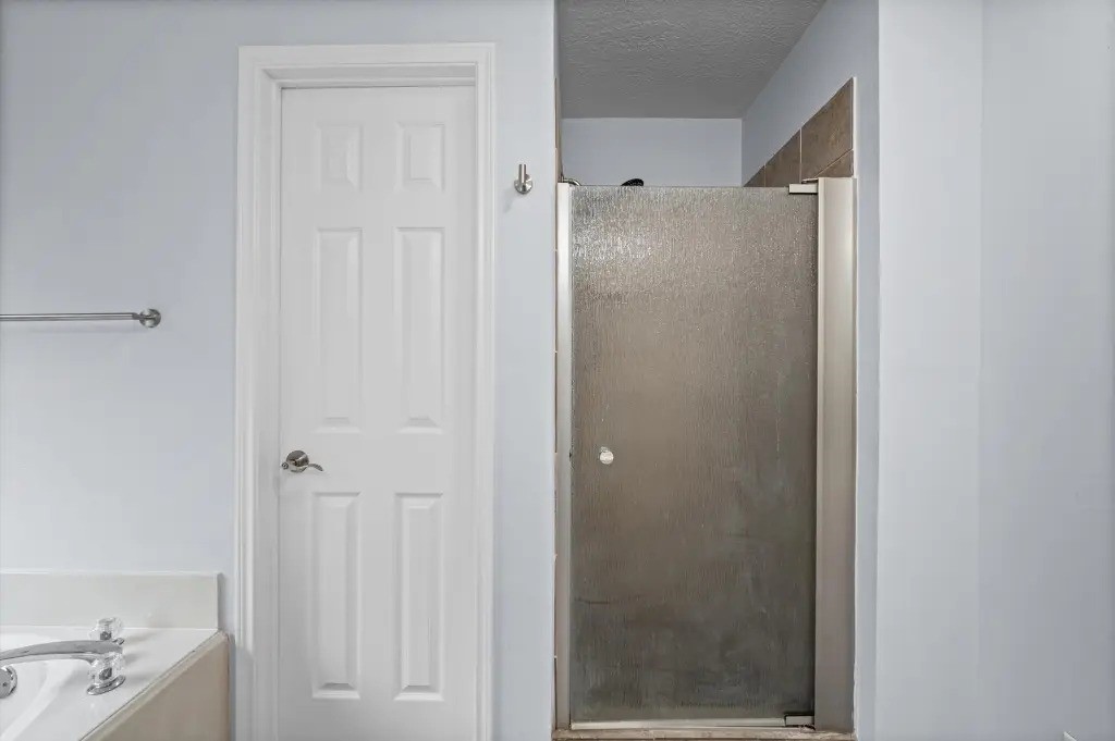 9366 Corner Oaks Lane Property Photo 22