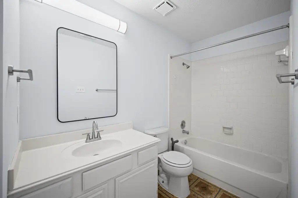 9366 Corner Oaks Lane Property Photo 29