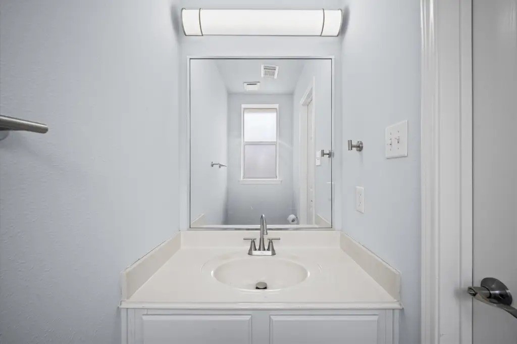 9366 Corner Oaks Lane Property Photo 31