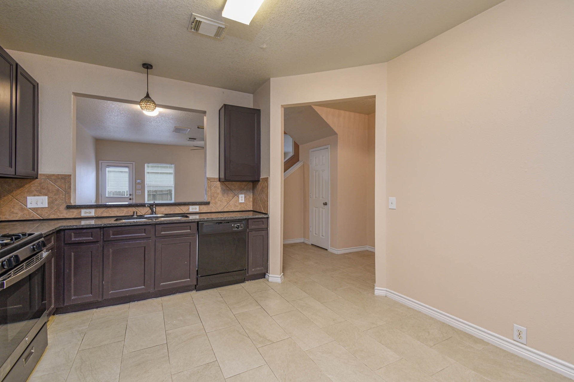 29704 Sullivan Oaks Drive Property Photo 5