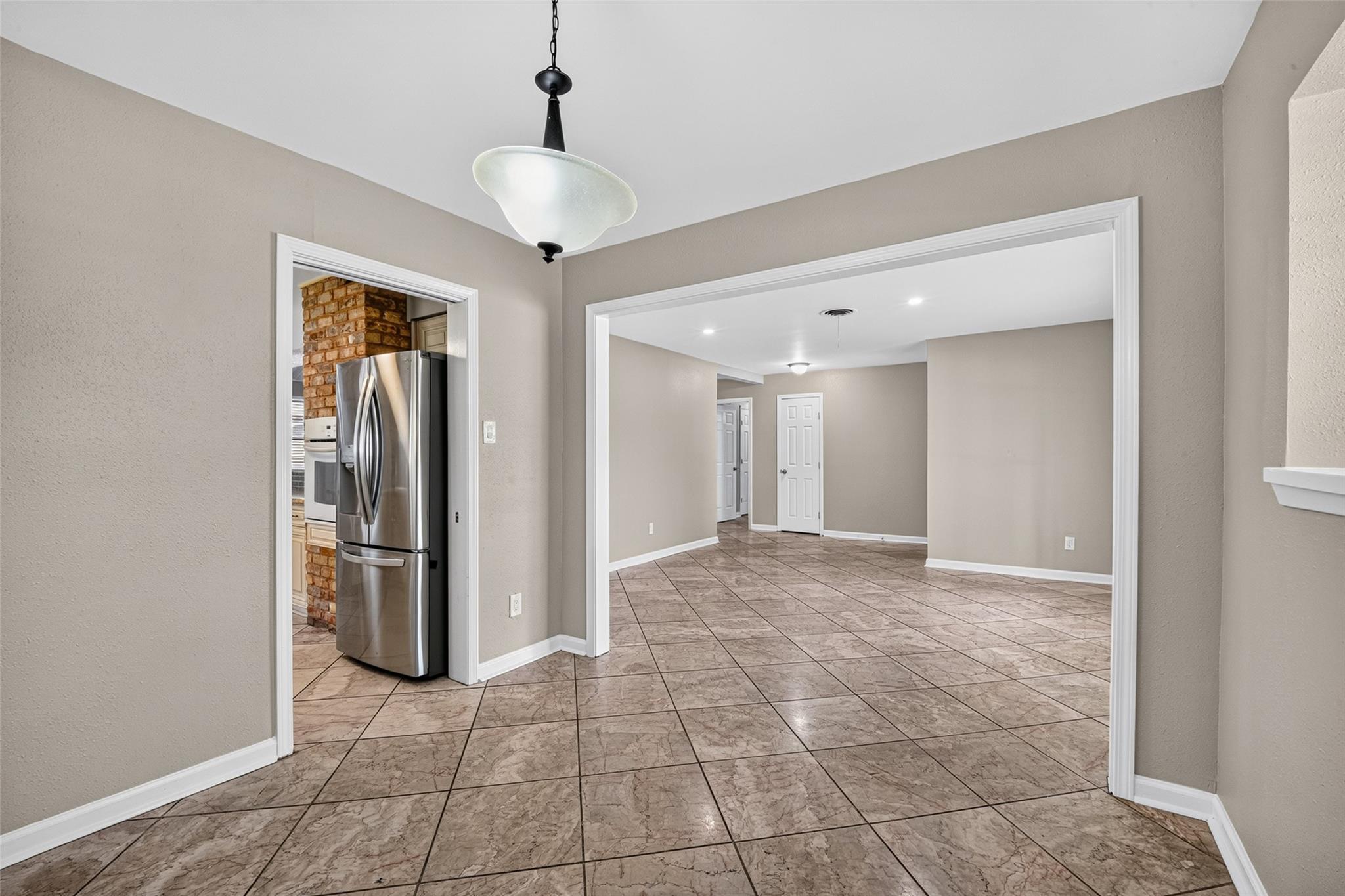 6038 Cartagena Street, Houston Tx 77035 Property Photo 13