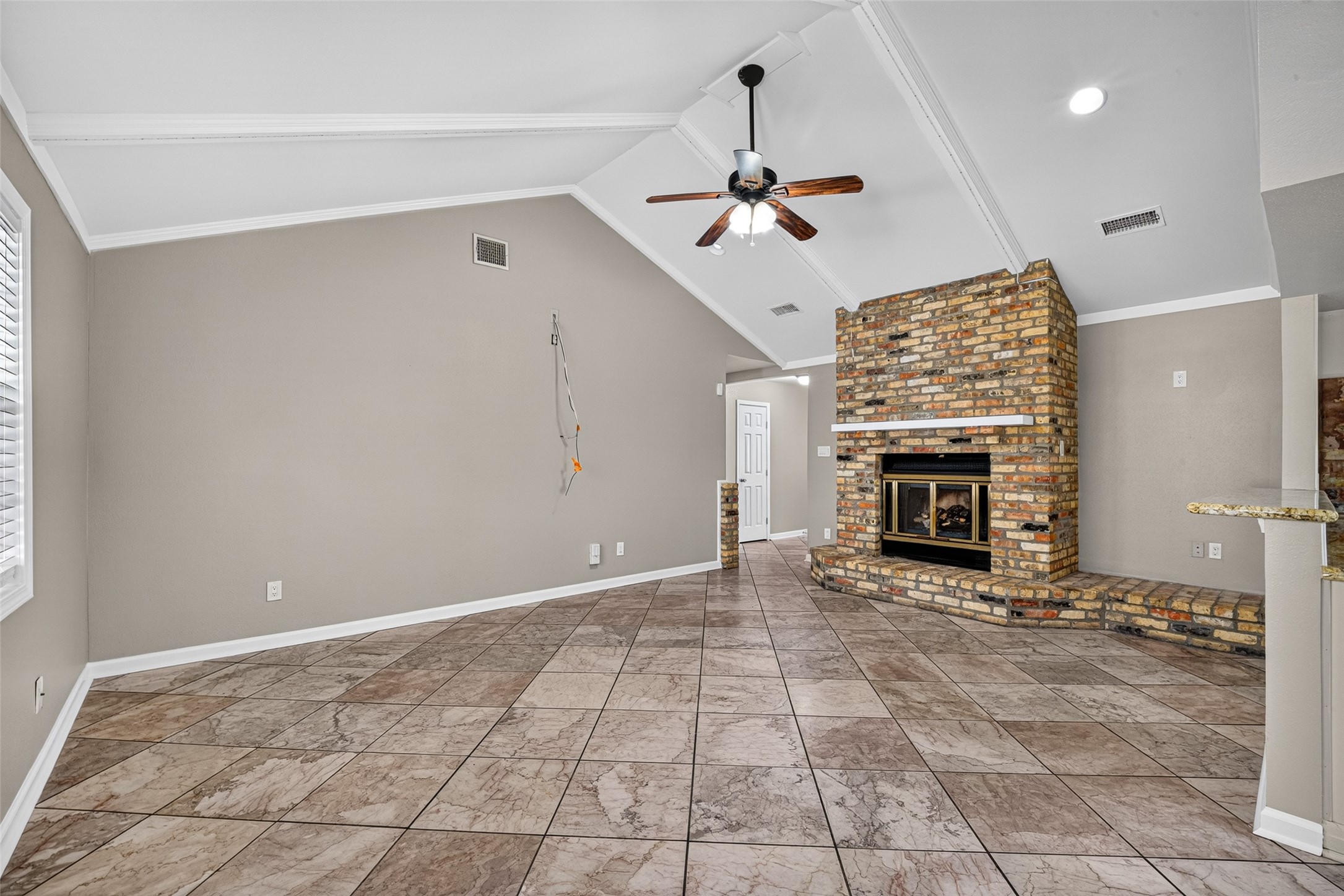 6038 Cartagena Street Property Photo 15