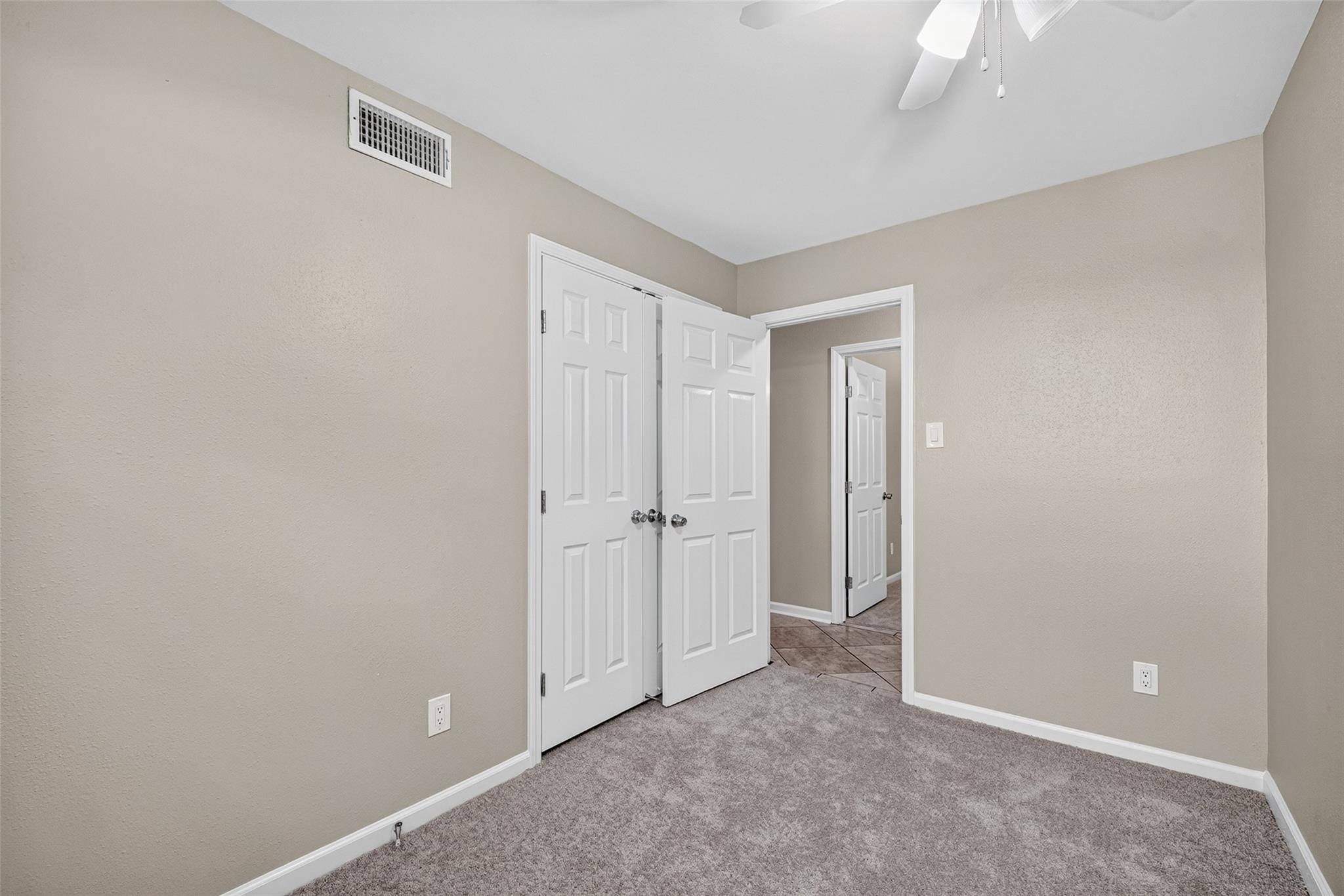 6038 Cartagena Street, Houston Tx 77035 Property Photo 32