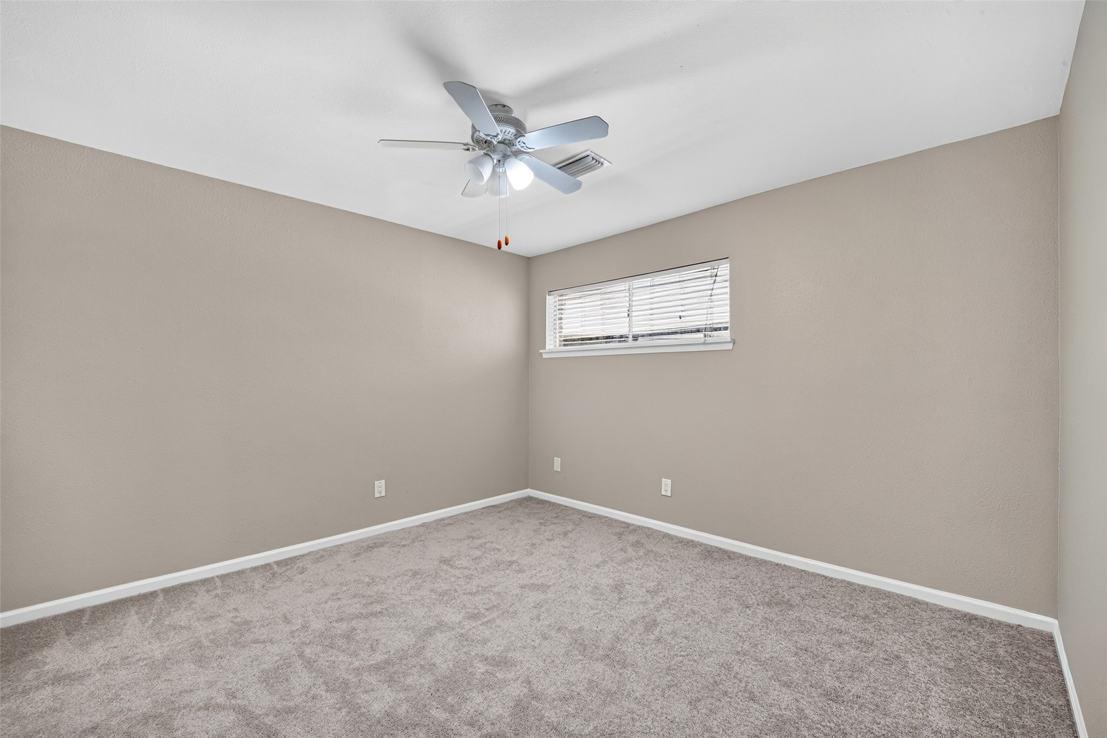 6038 Cartagena Street Property Photo 33