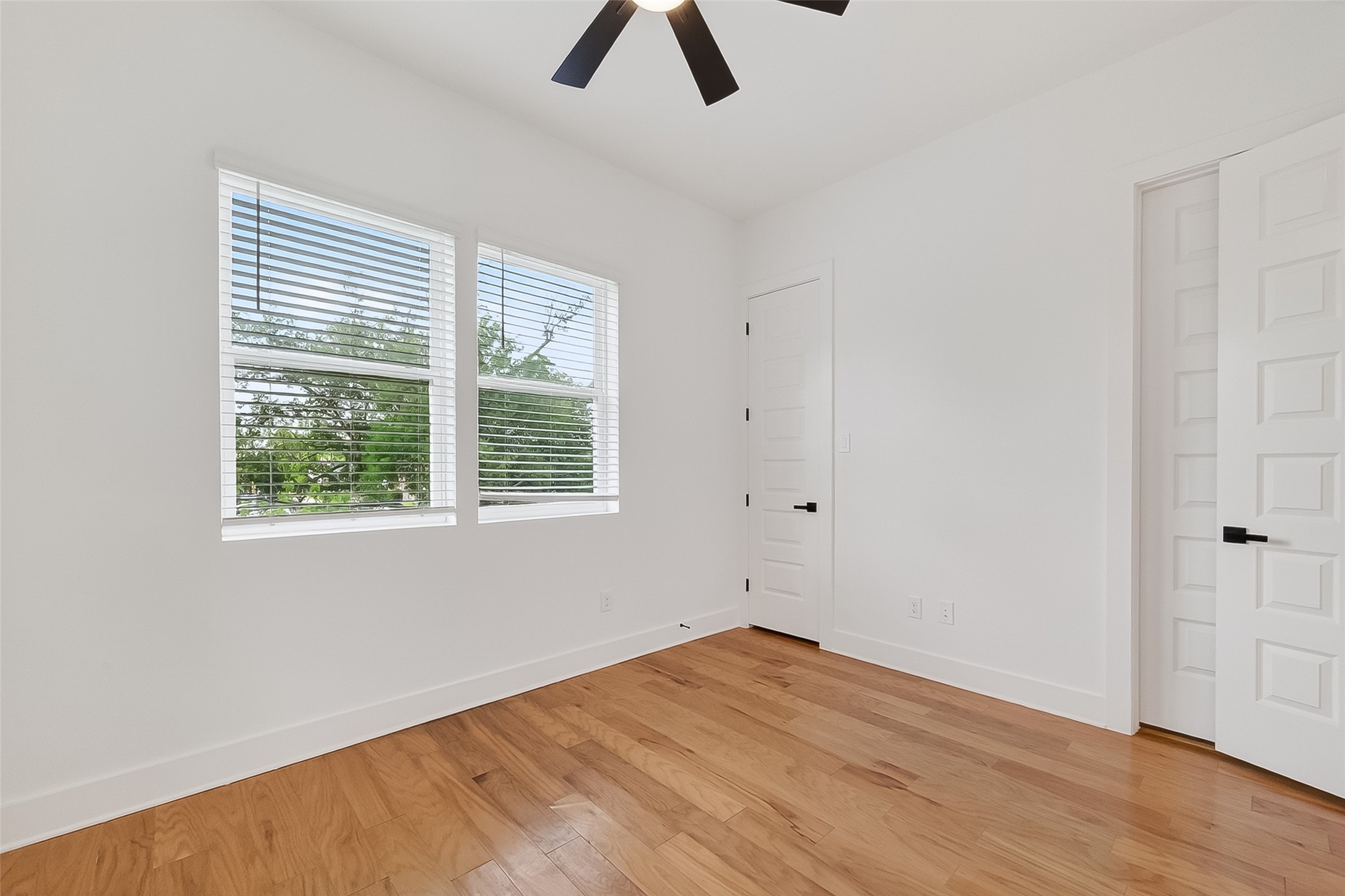 1936 Laverne Street Property Photo 20