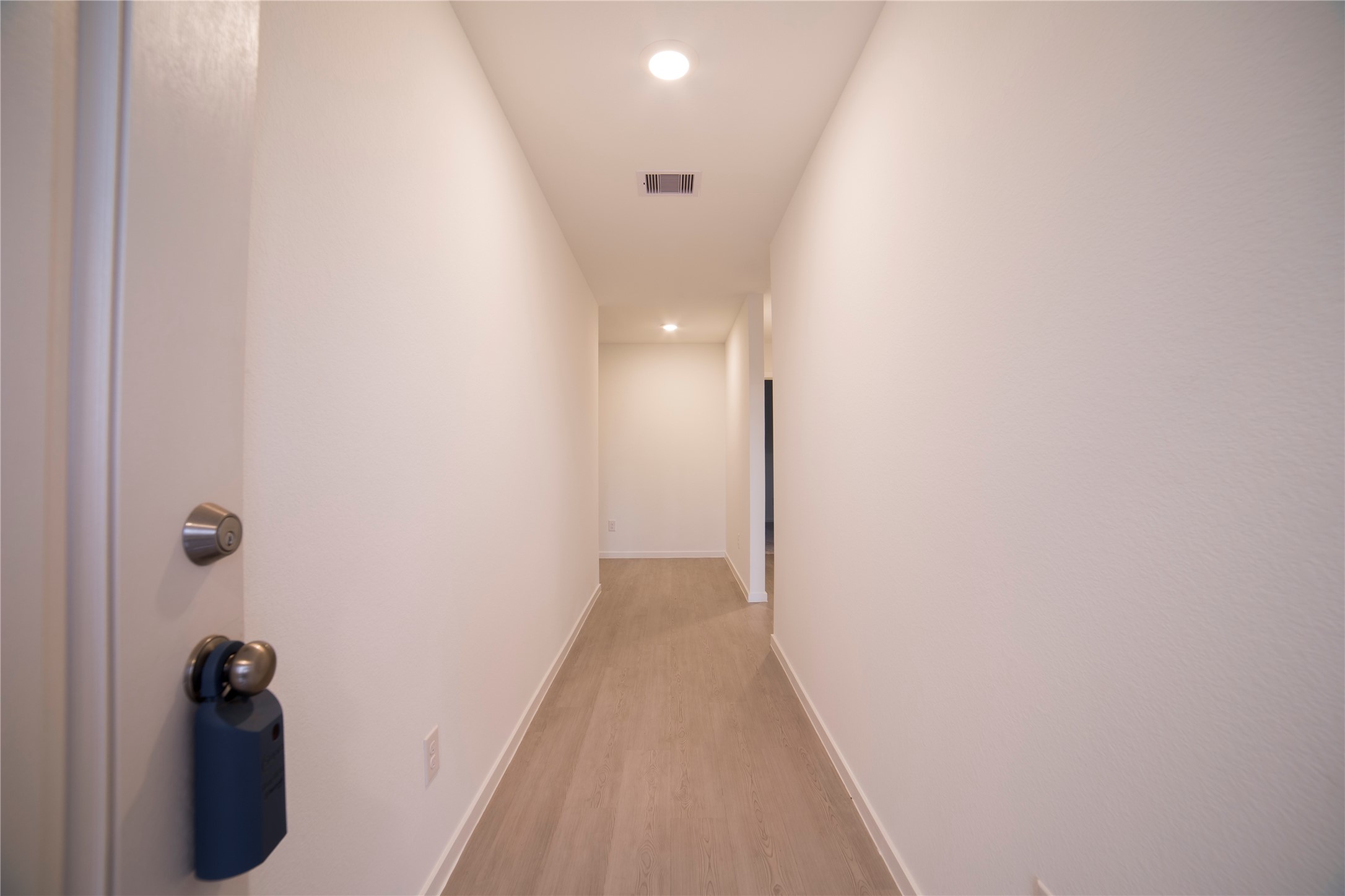 1614 Westland Lane Property Photo 3