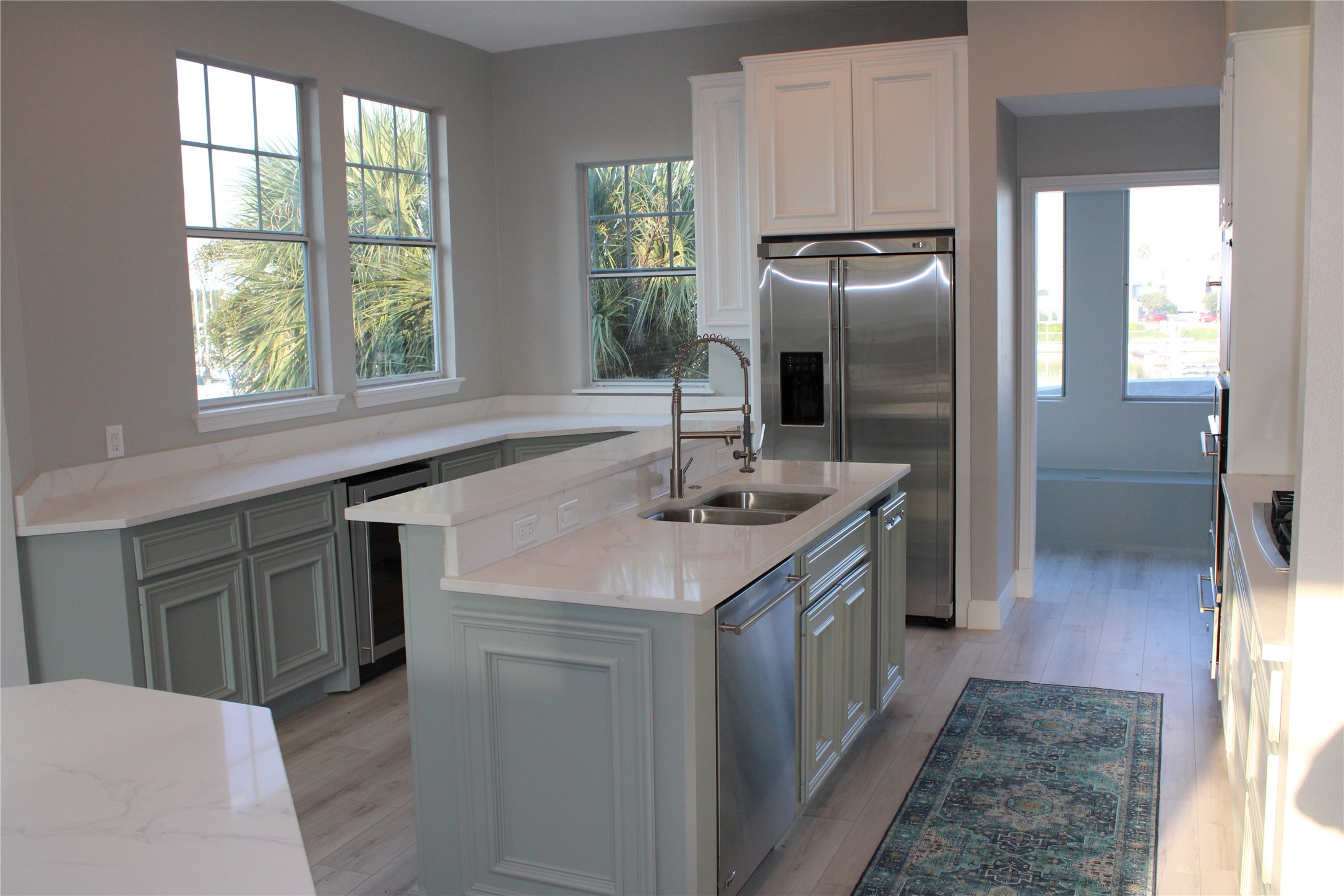 523 Southport Lane Property Photo 4