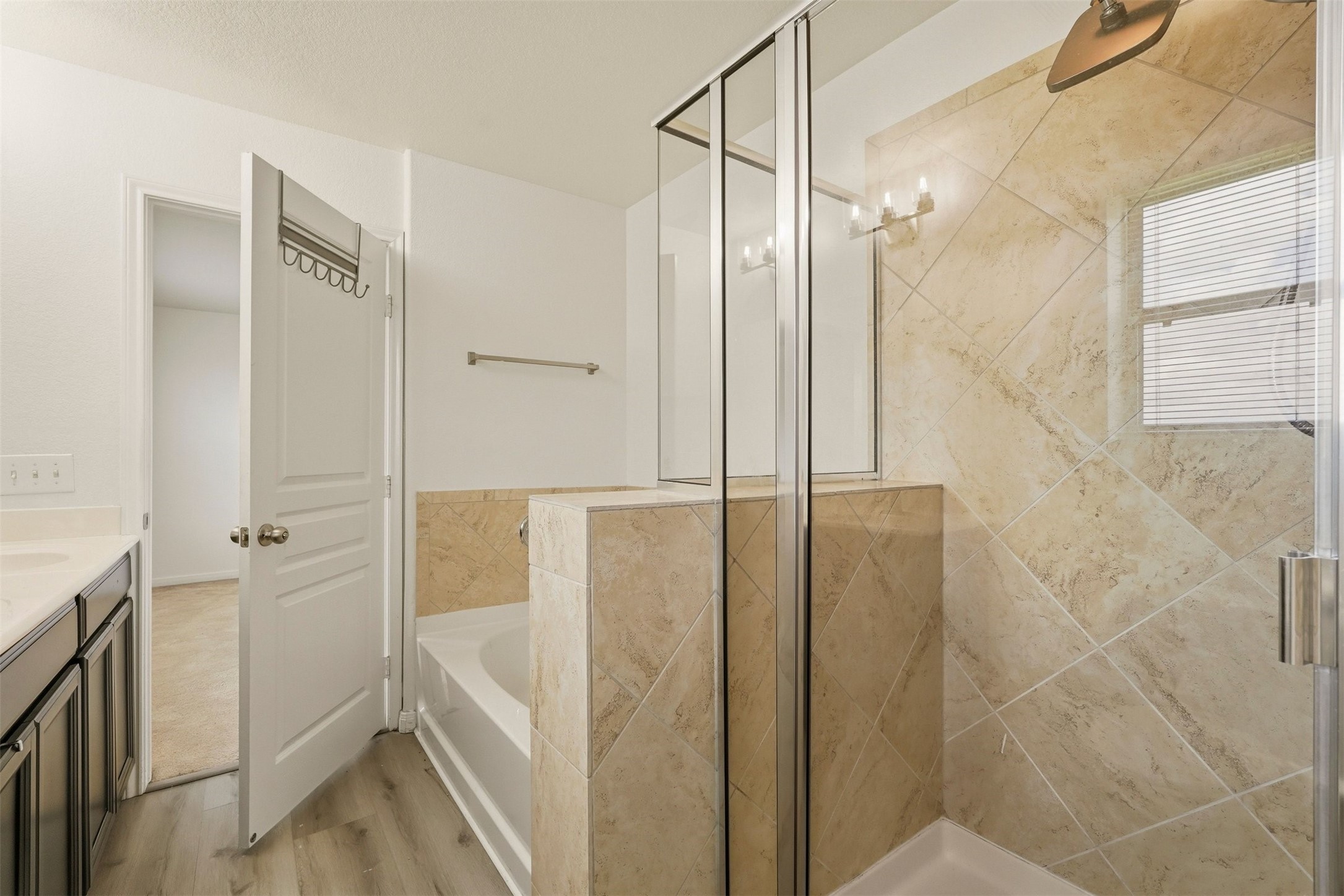 6810 Cortenridge Lane Property Photo 25