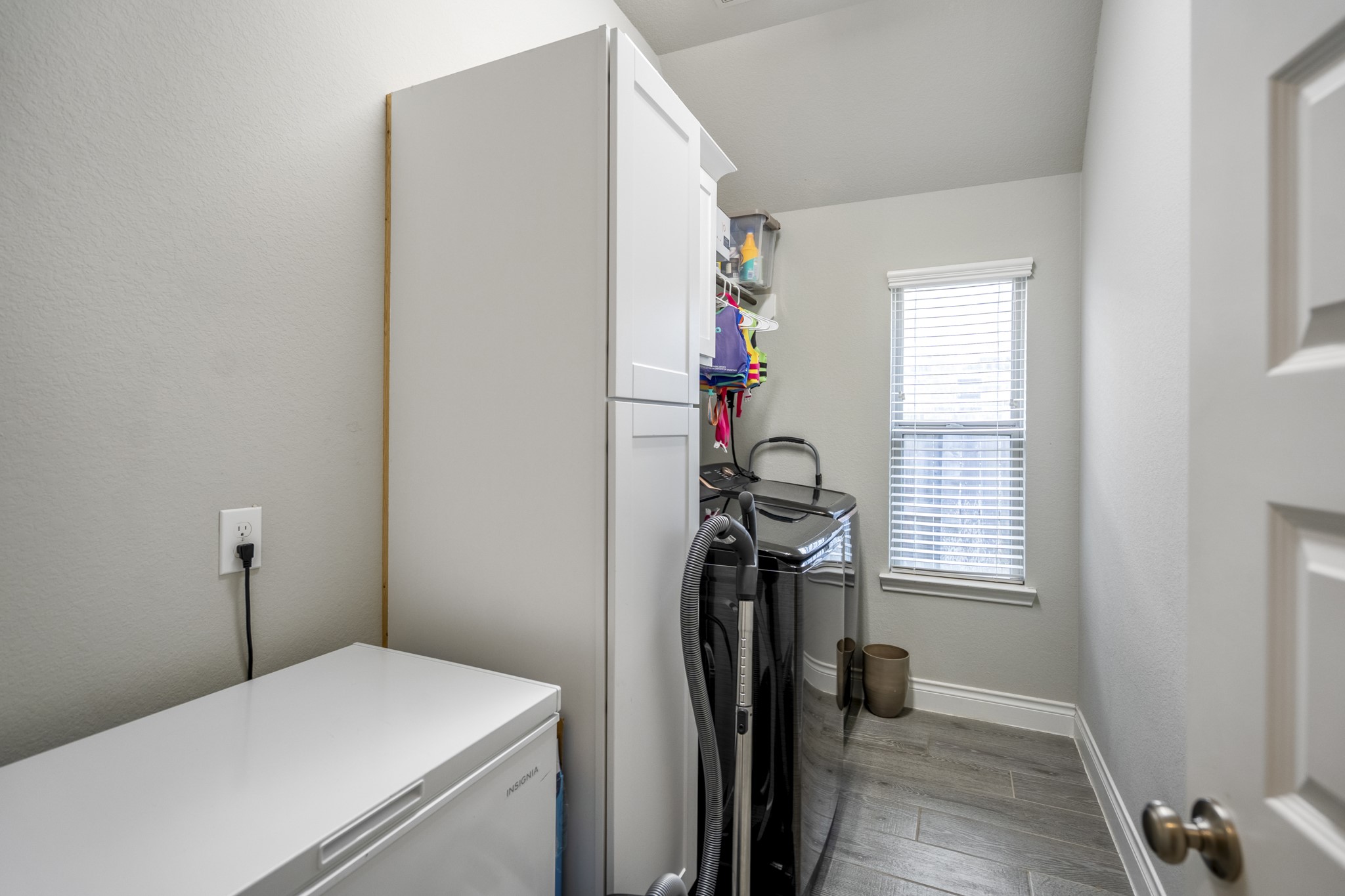 6914 Red Oak Drive Property Photo 30