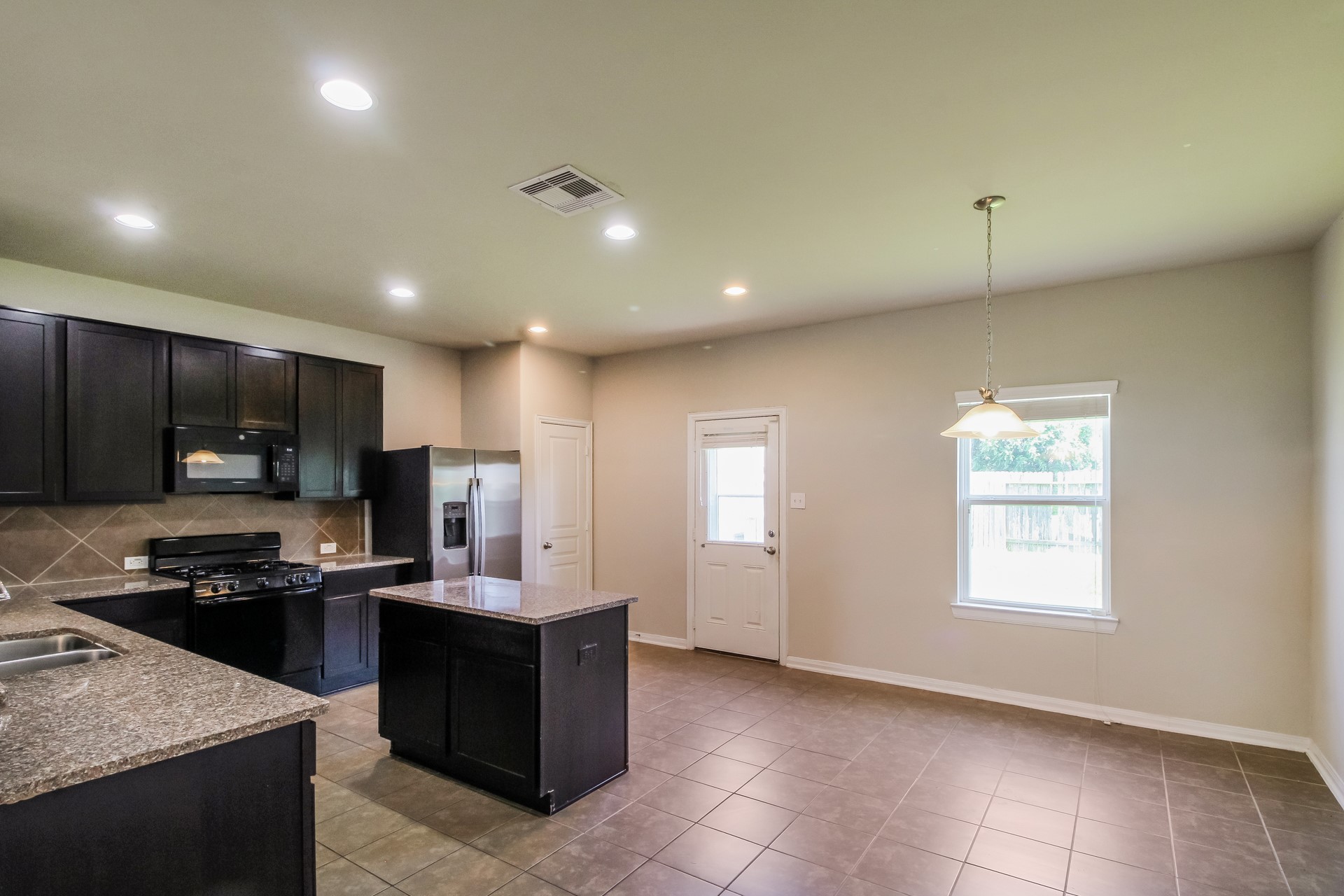 7901 Beryl Court Property Photo 6