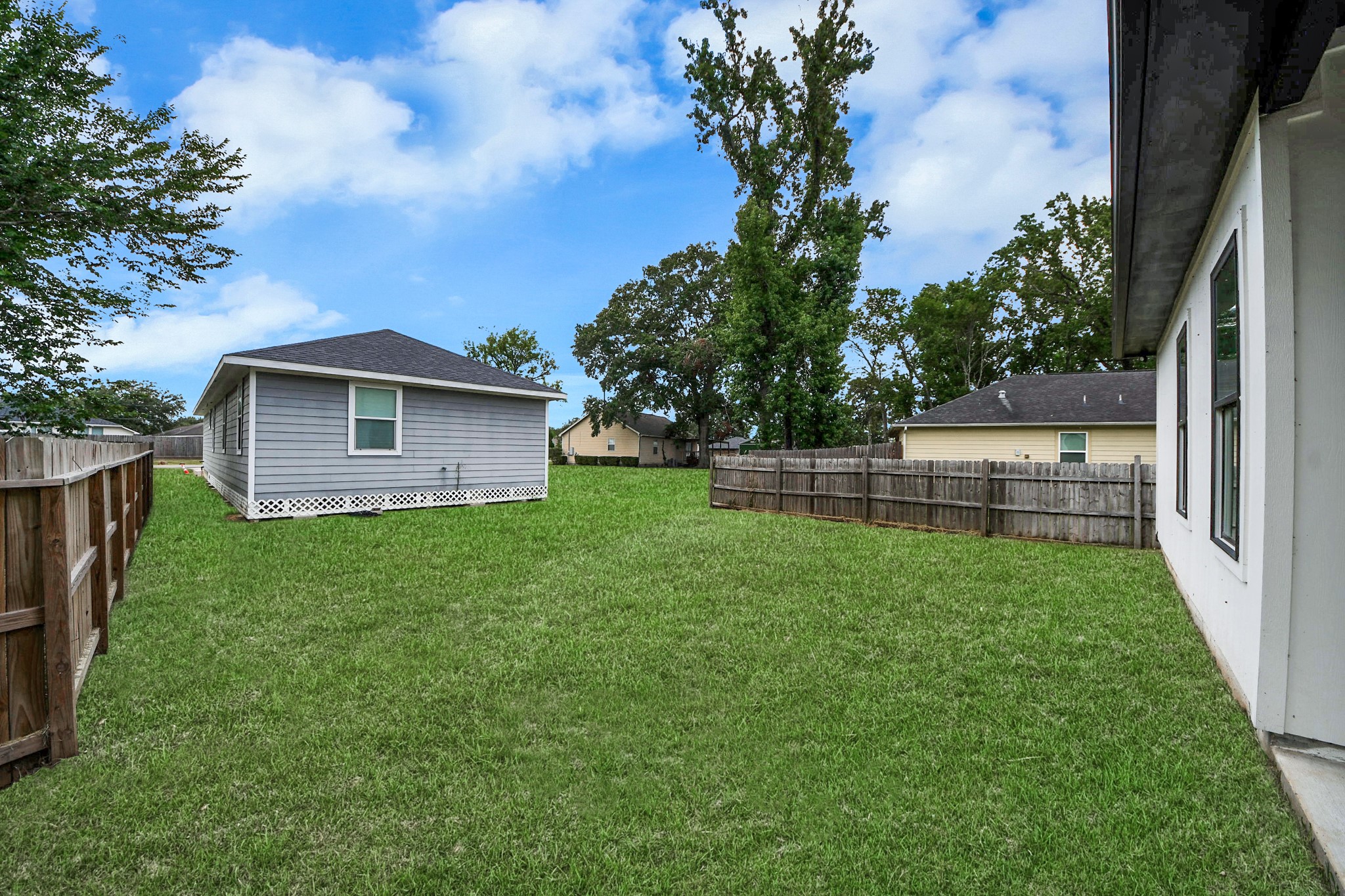 1904 Bell Street Property Photo 26