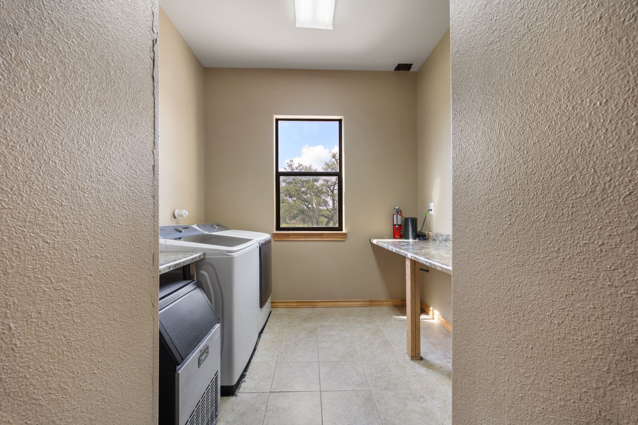 11970 Sulphur Springs Road Property Photo 19