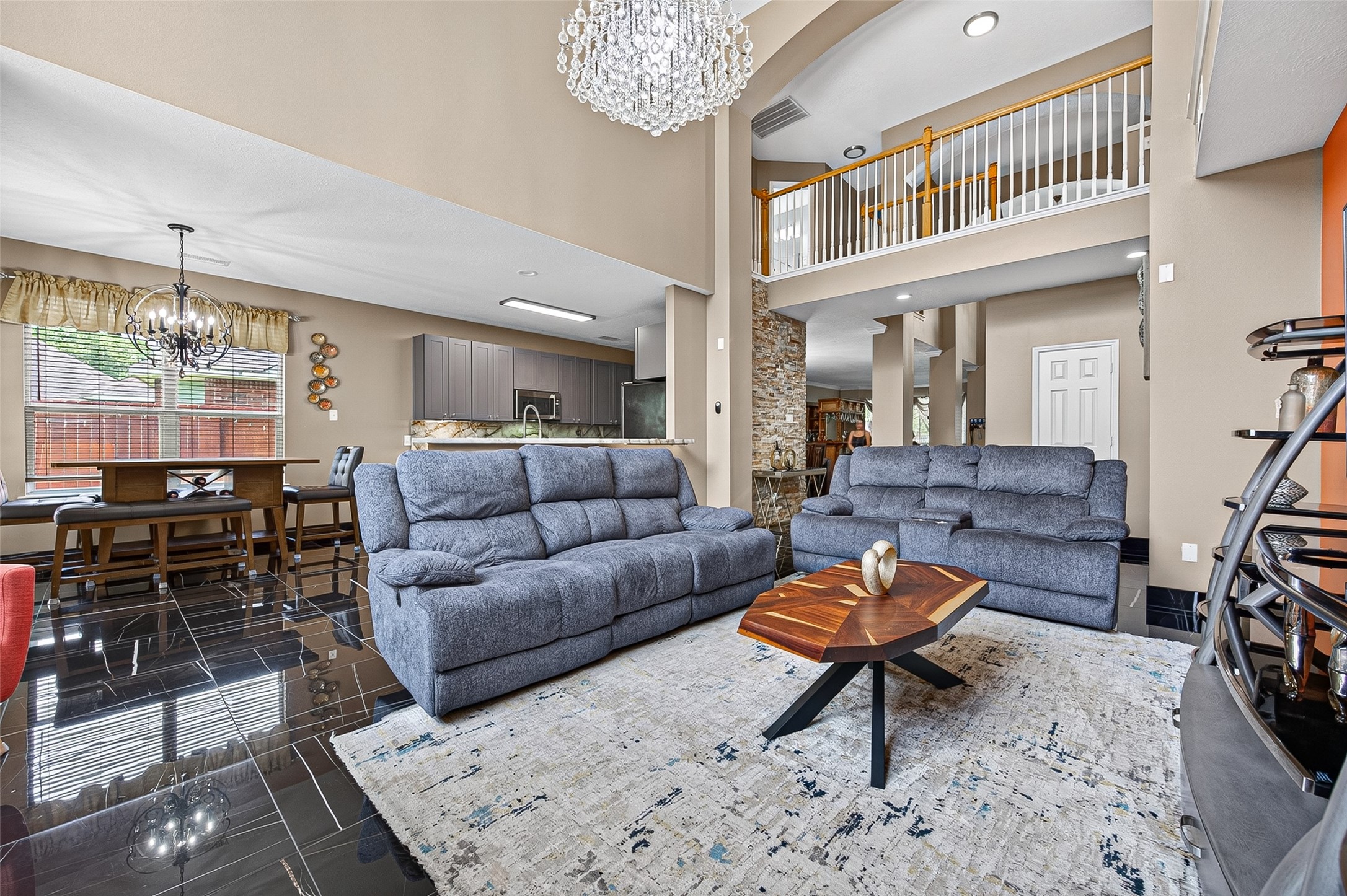 13326 Durbridge Trail Drive Property Photo 9