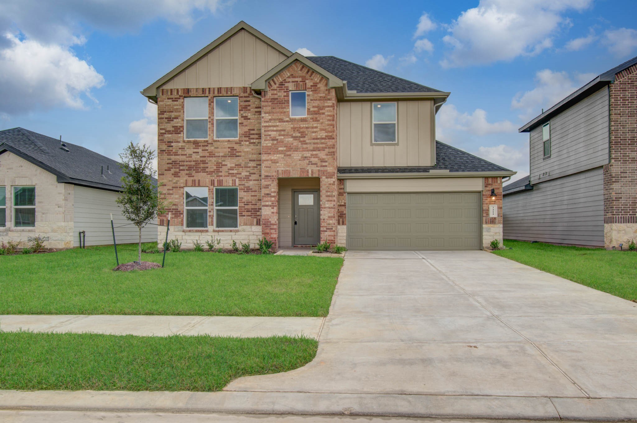 3411 Ashe Landing Drive Property Photo 2