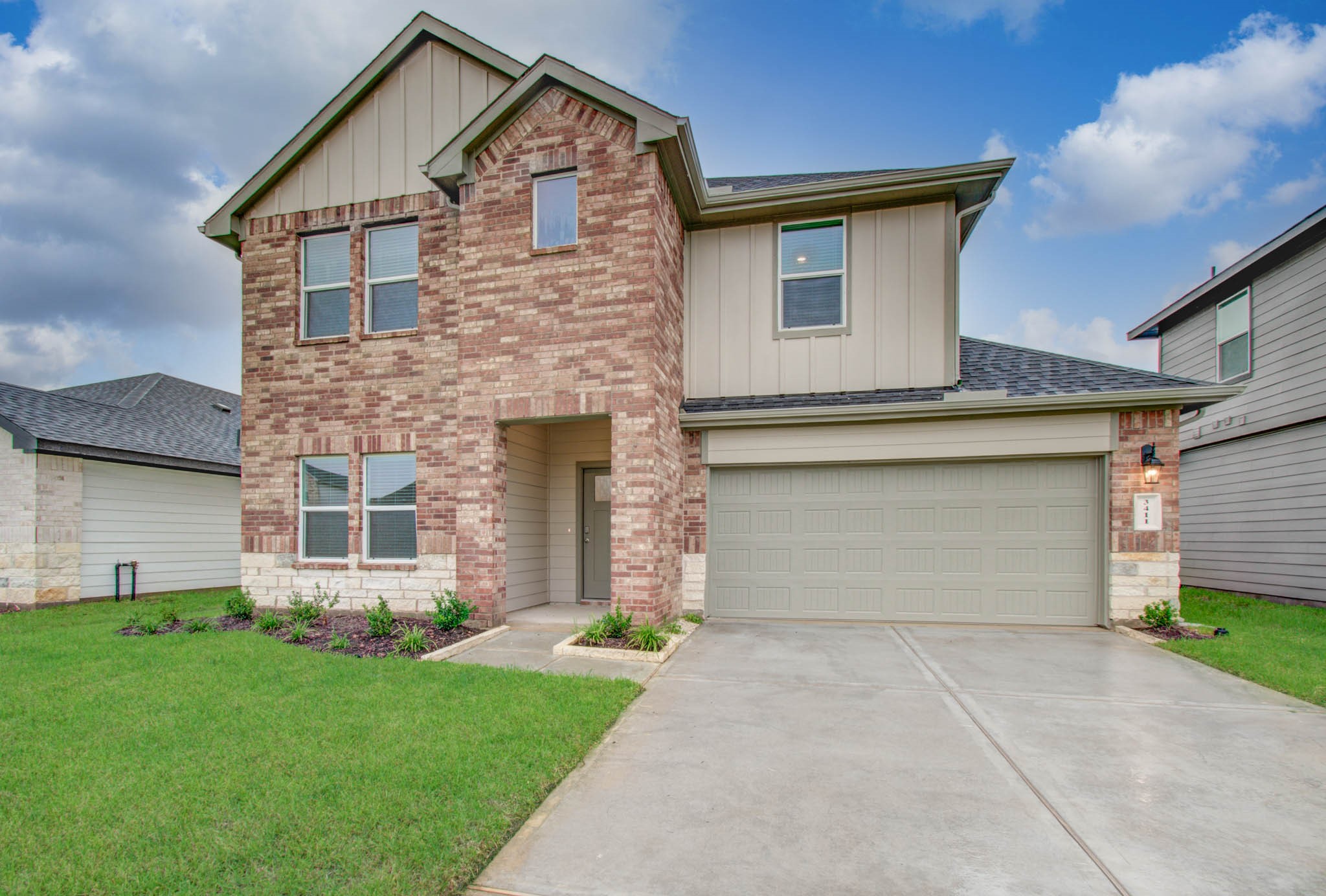3411 Ashe Landing Drive Property Photo 4