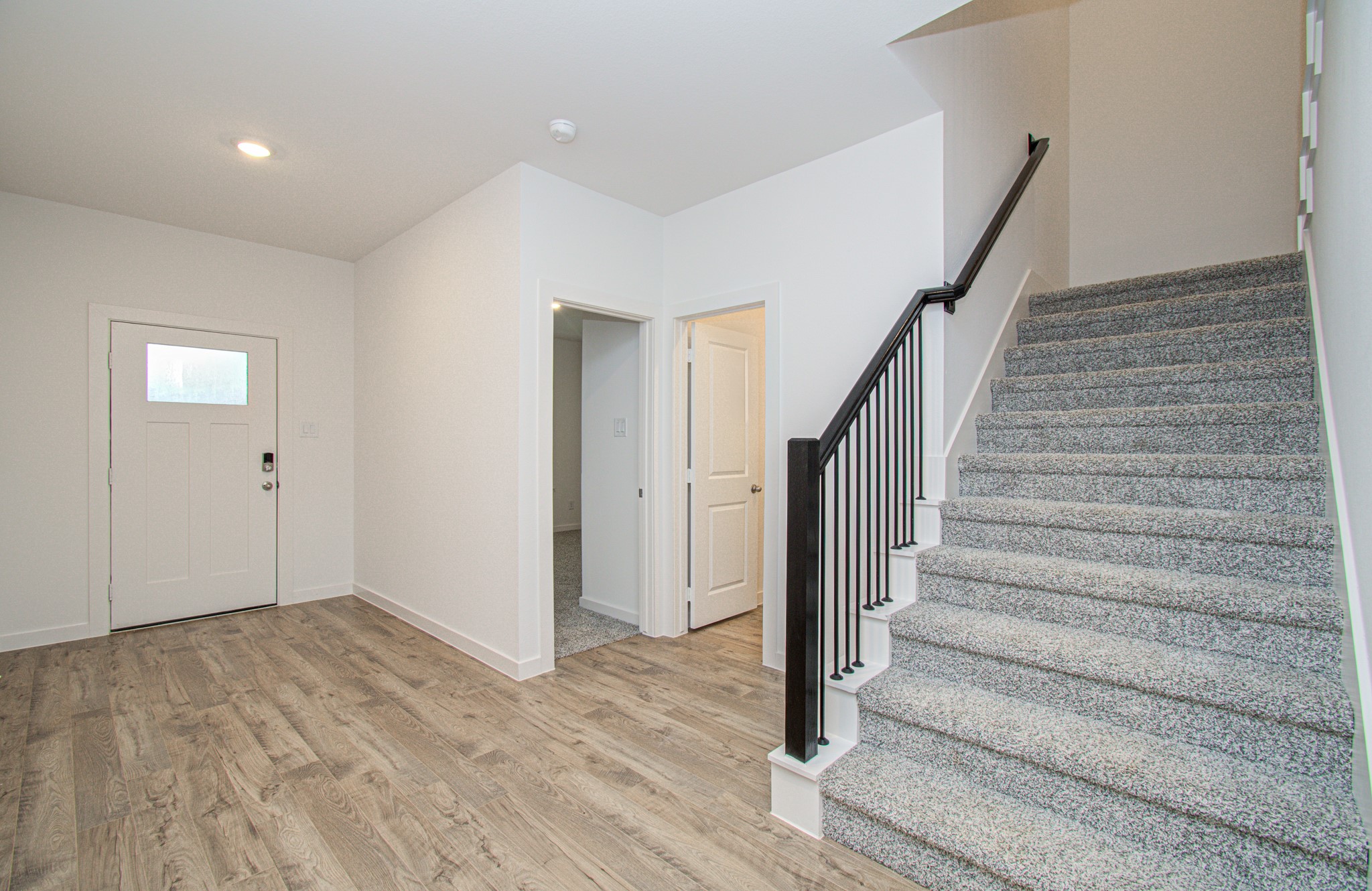 3411 Ashe Landing Drive Property Photo 7