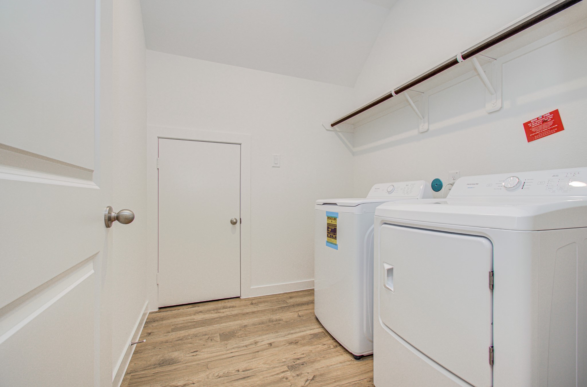 3411 Ashe Landing Drive Property Photo 11