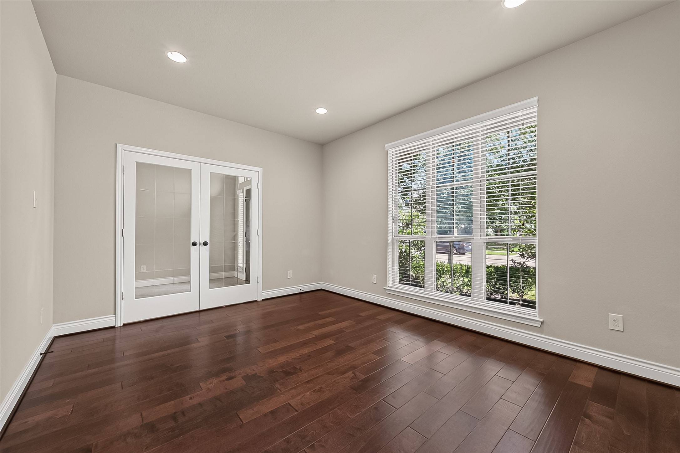 27119 Naples Run Lane Property Photo 10
