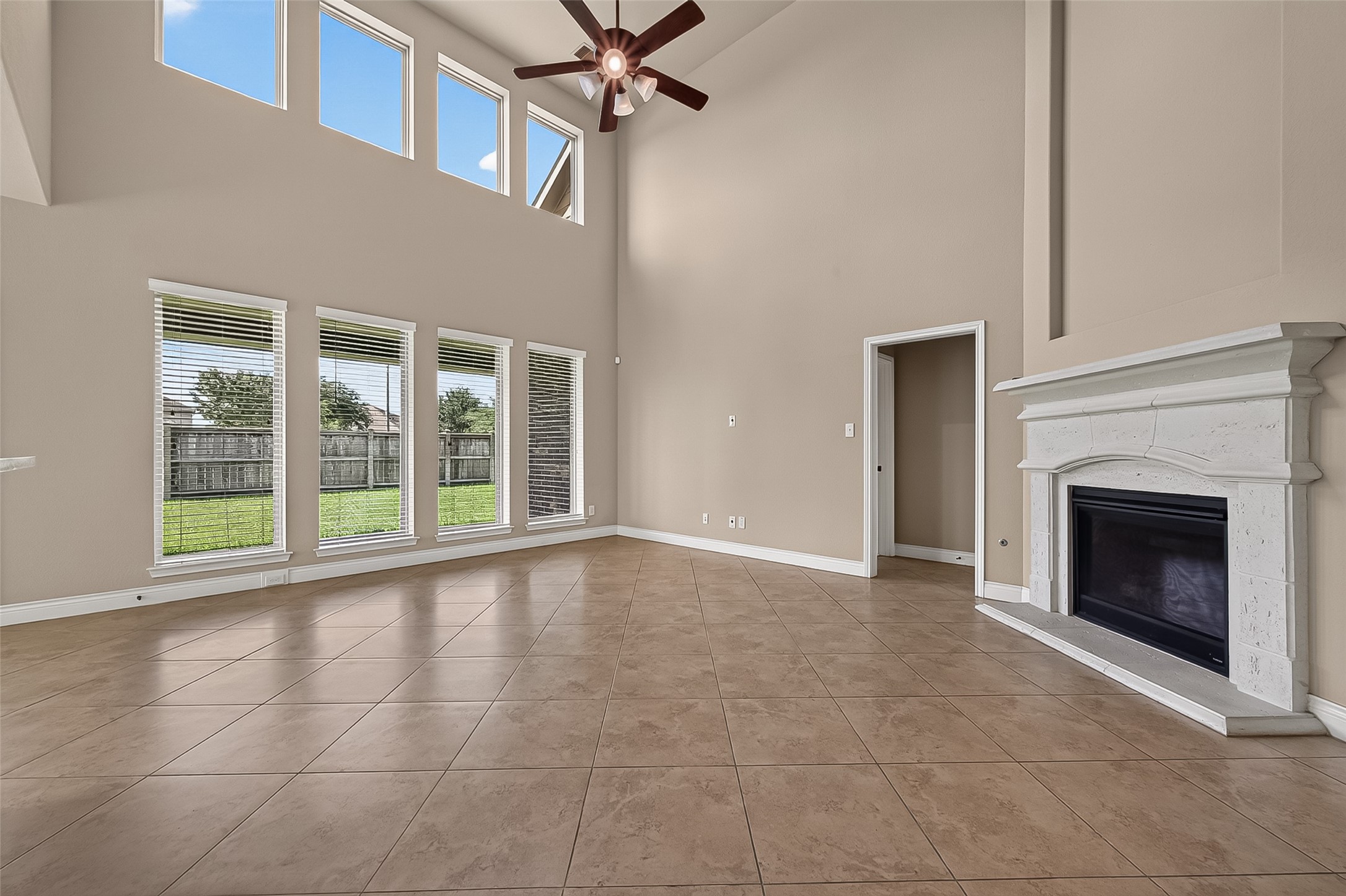 27119 Naples Run Lane Property Photo 15