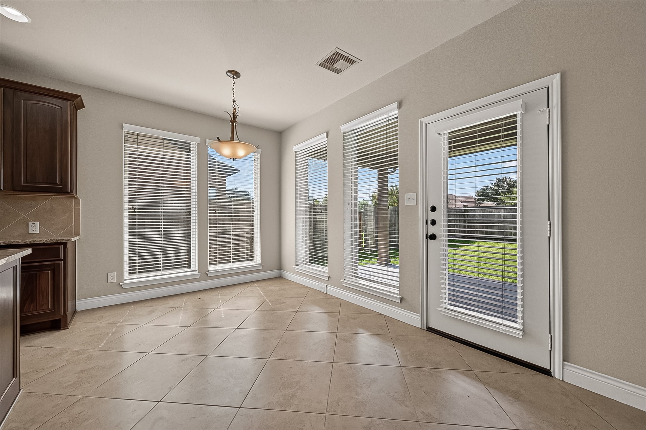 27119 Naples Run Lane Property Photo 17