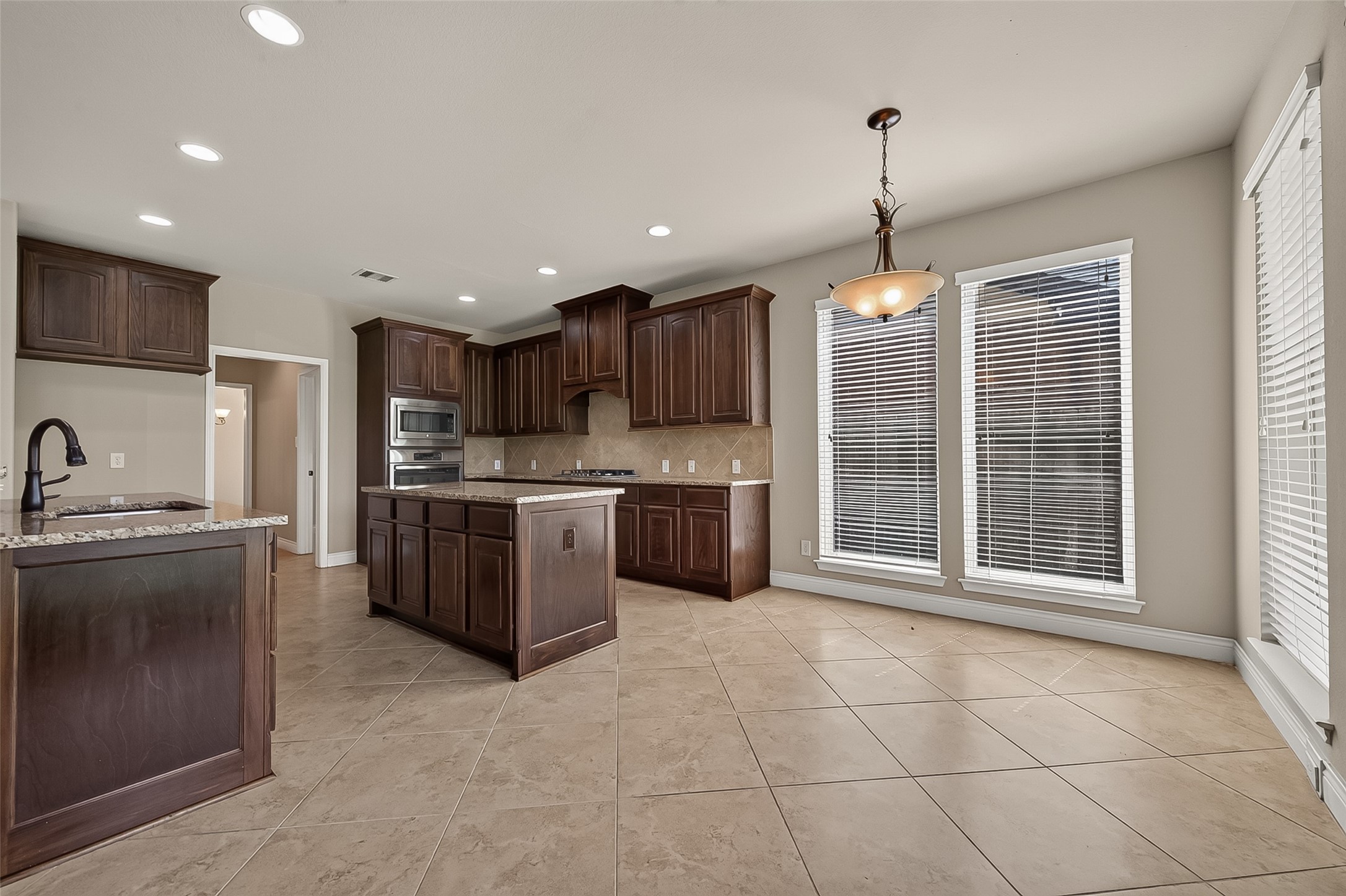 27119 Naples Run Lane Property Photo 18