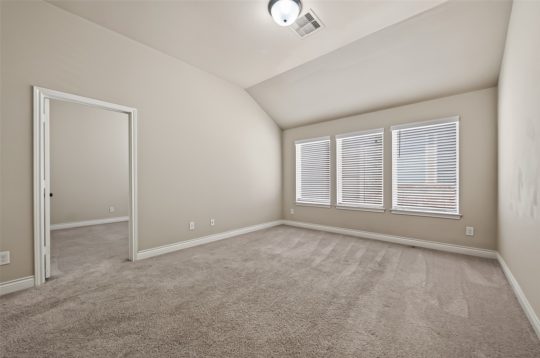27119 Naples Run Lane Property Photo 43