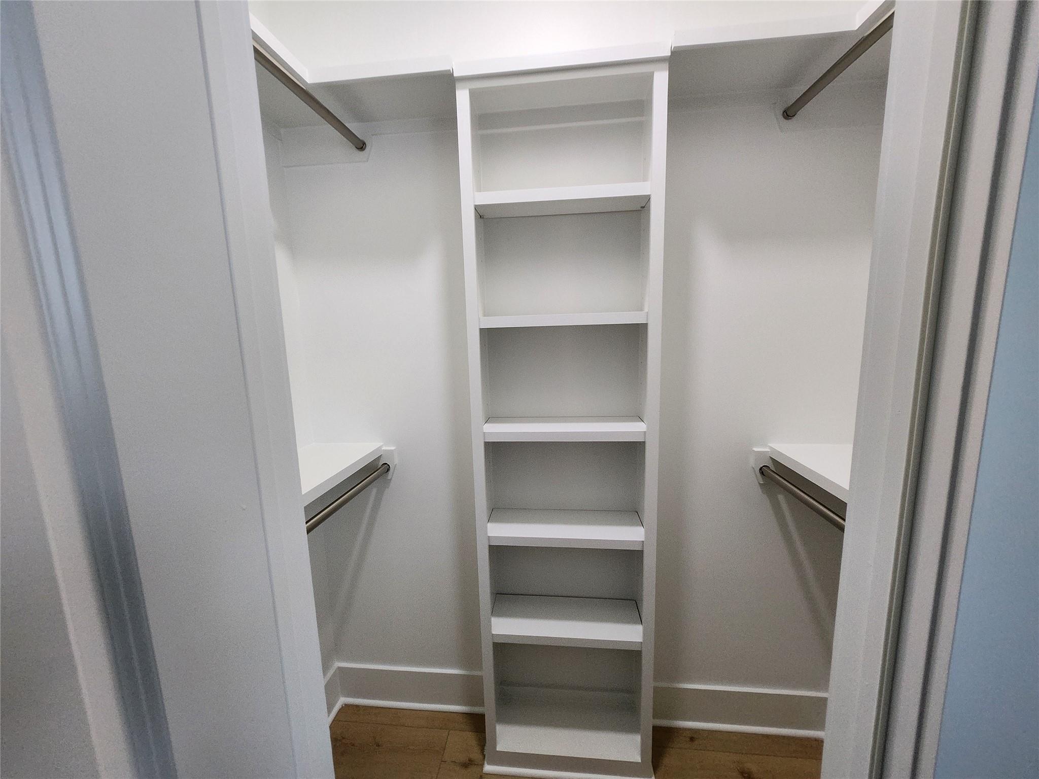 207 Carl Street Property Photo 6