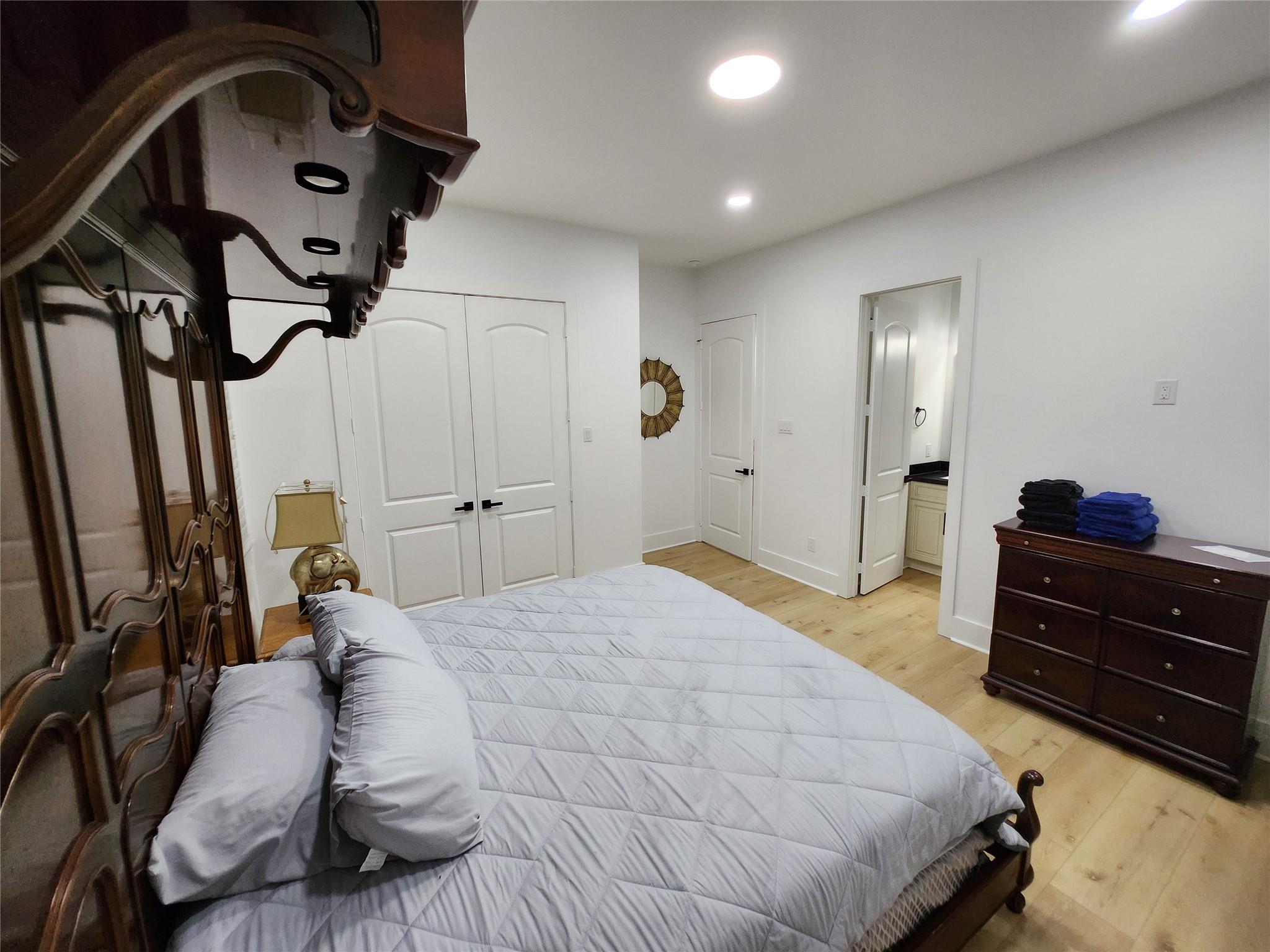 207 Carl Street Property Photo 9