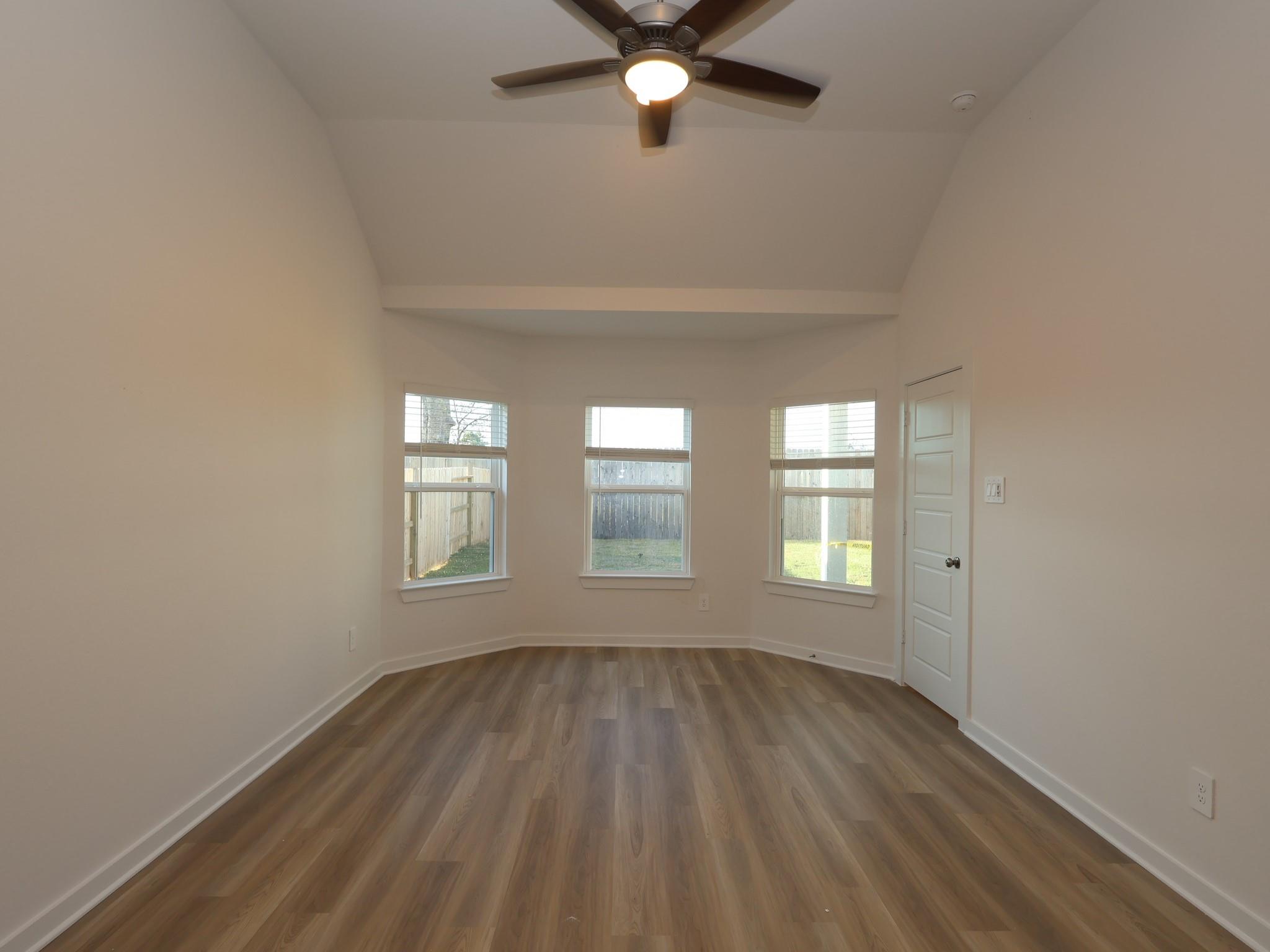 220 Hazy Pines Lane, Willis Tx 77378 Property Photo 11