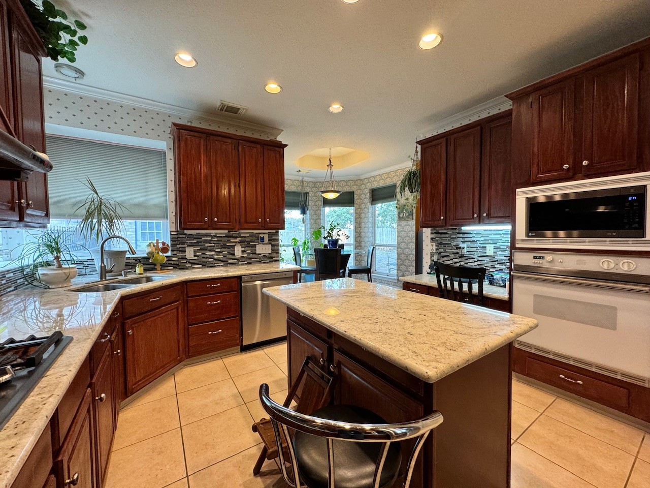 9303 Bent Spur Lane Property Photo 10