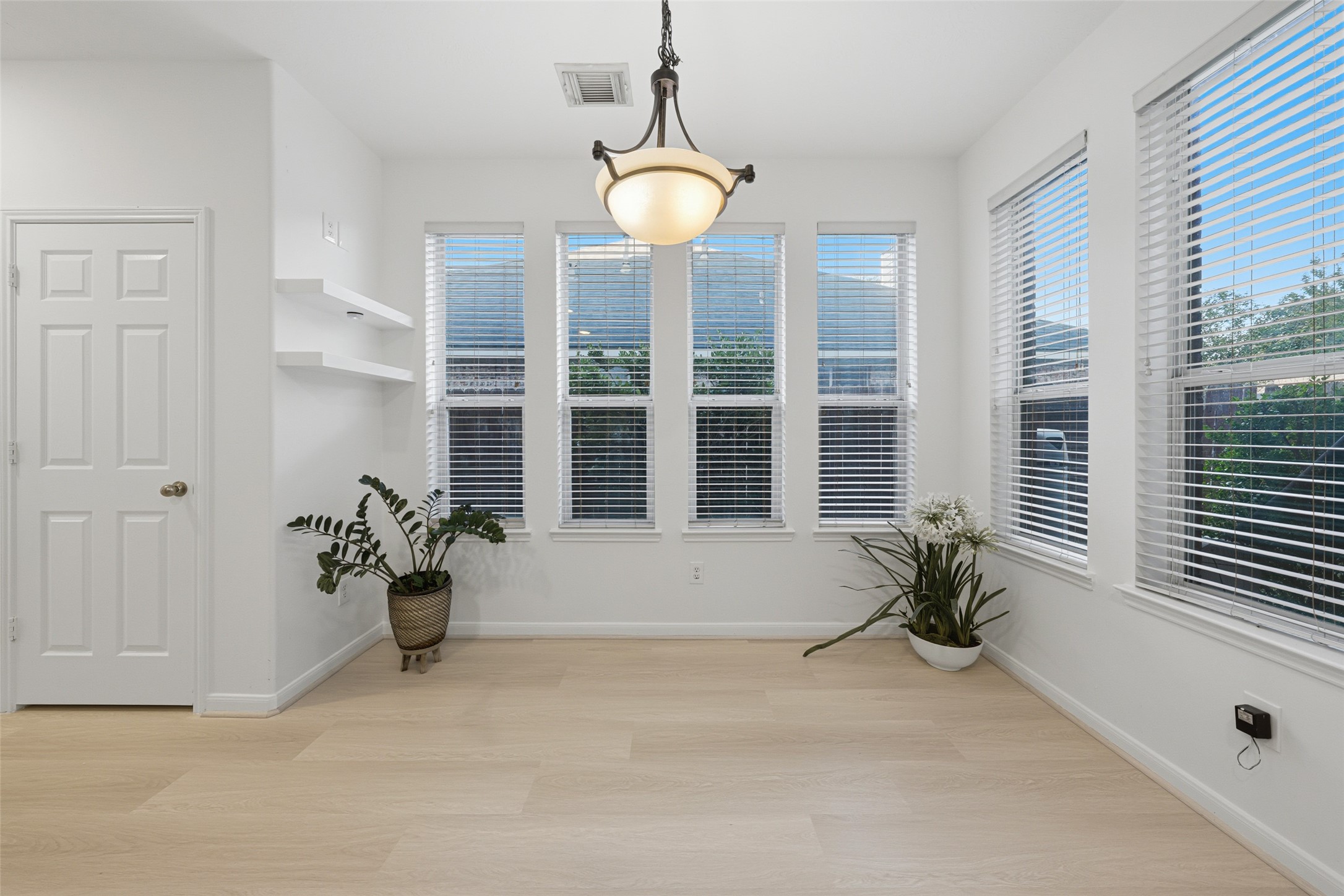 10434 Antelope Alley Property Photo 10